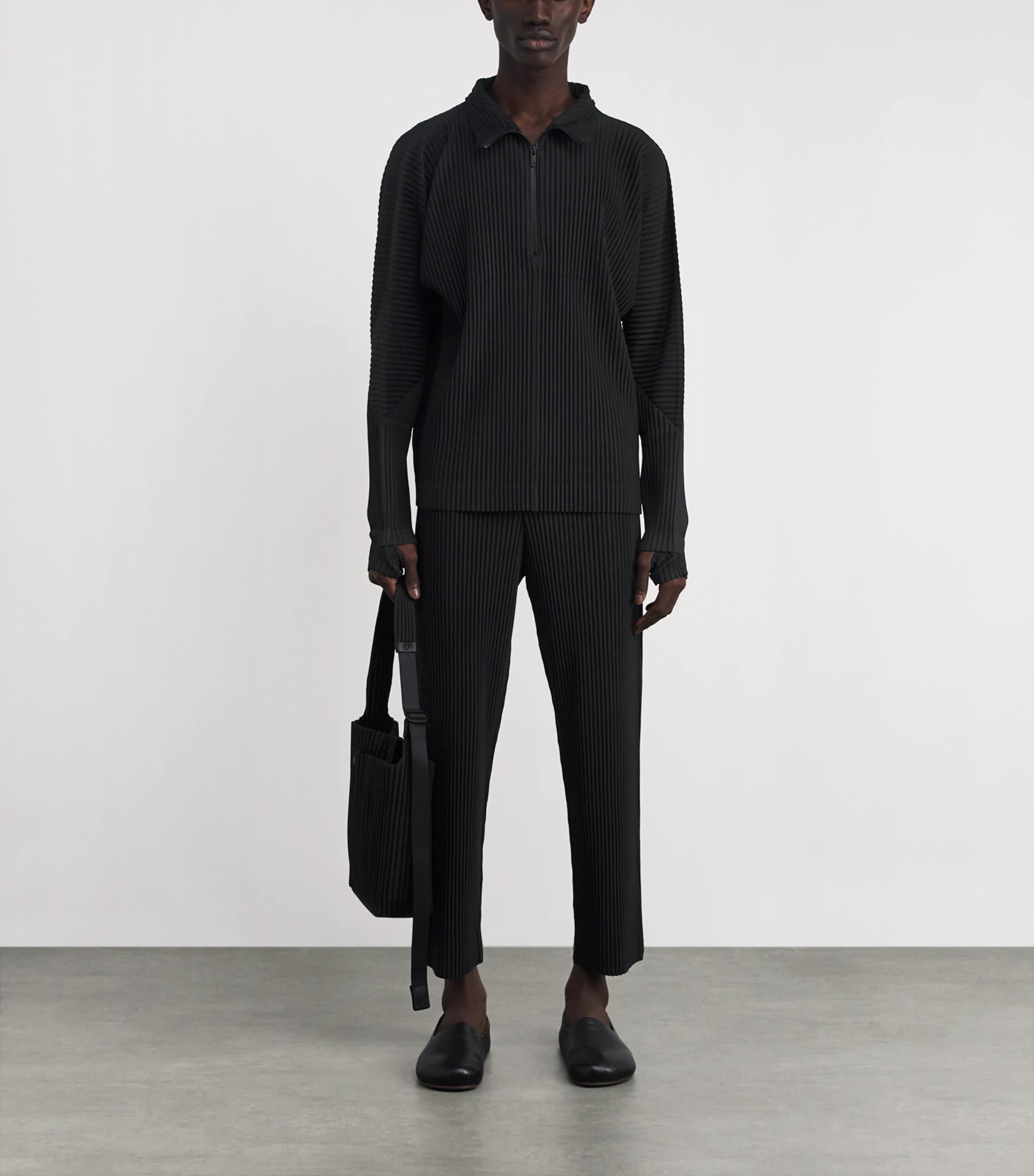 Pleated Half-Zip Sweater 15-BLACK Image 2