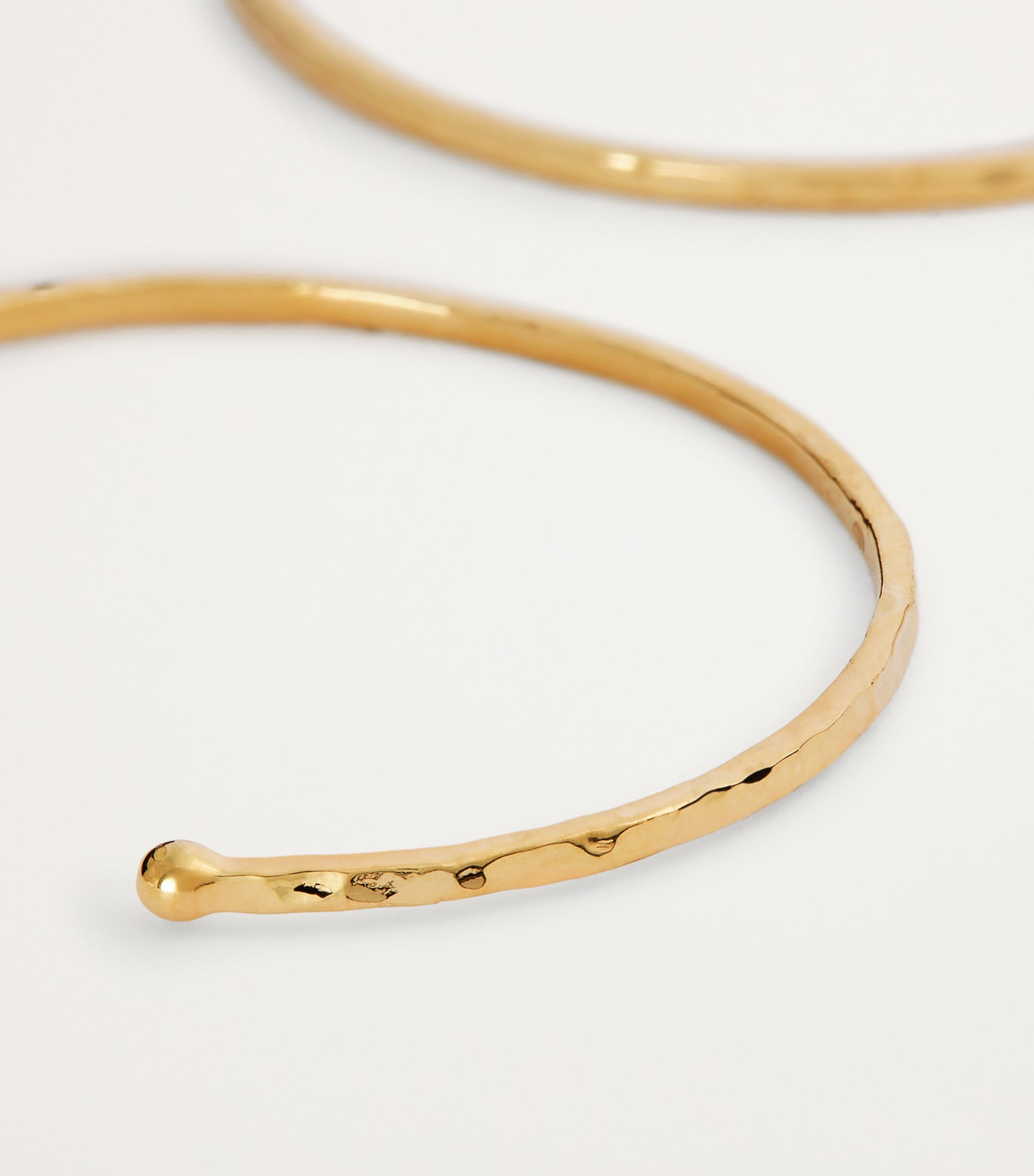 Medium Yellow Gold Hammered Hoop Earrings YELLOW GOLD Image 6