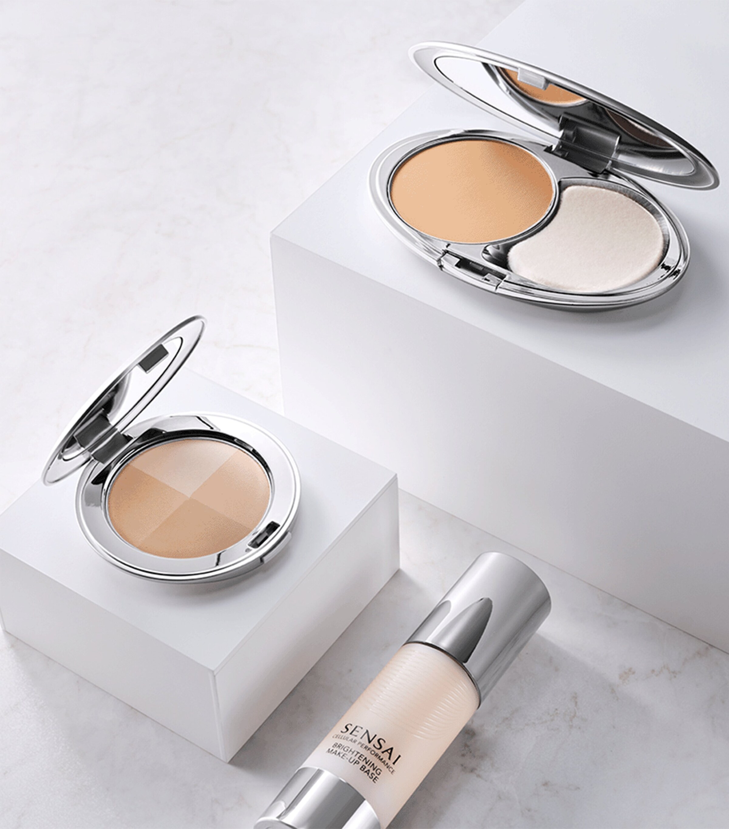 Cellular Performance Pressed Powder NO COLOUR Image 2