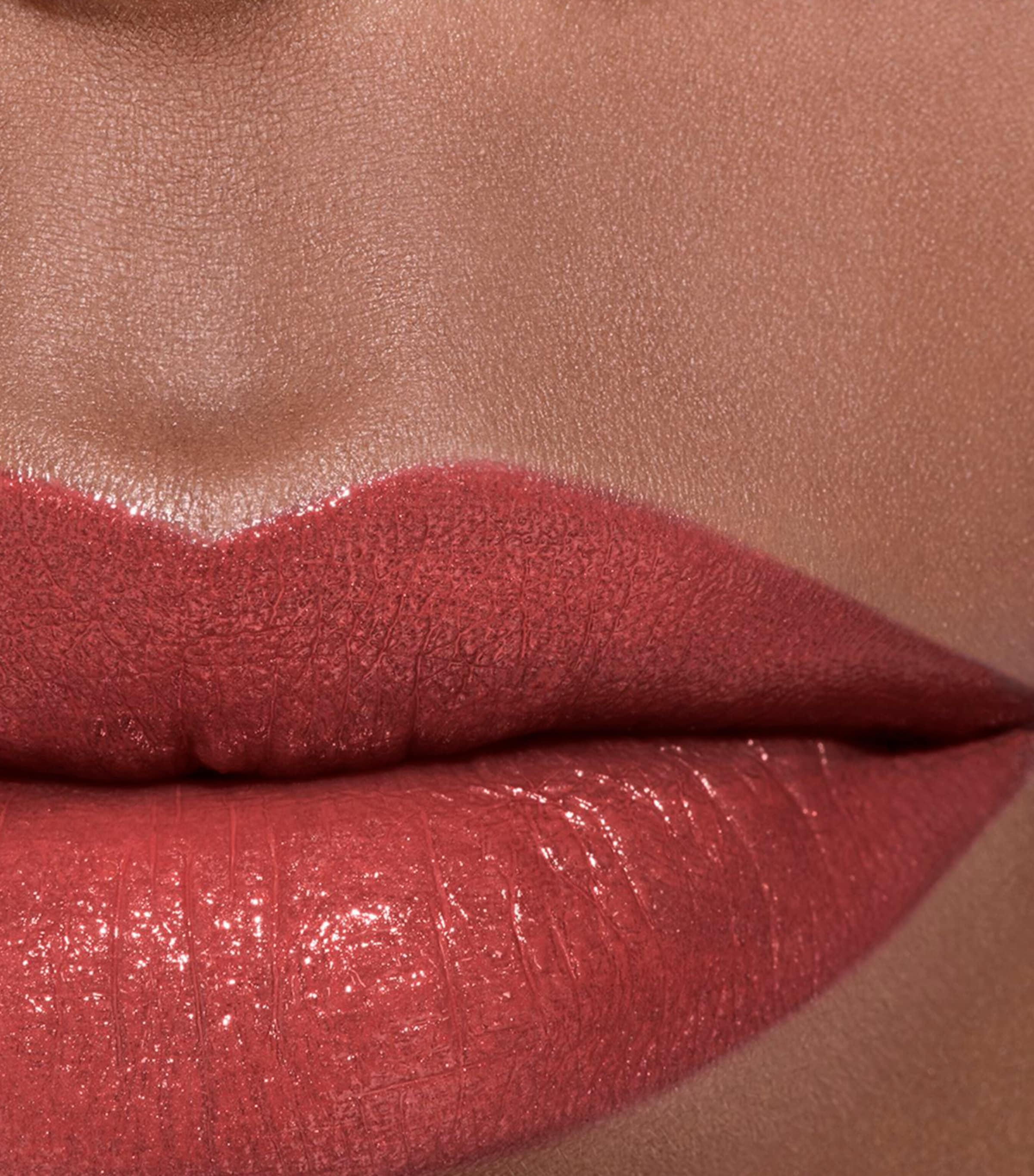 CHANEL ROUGE COCO Longwear Satin Lipstick Biarritz Image 4