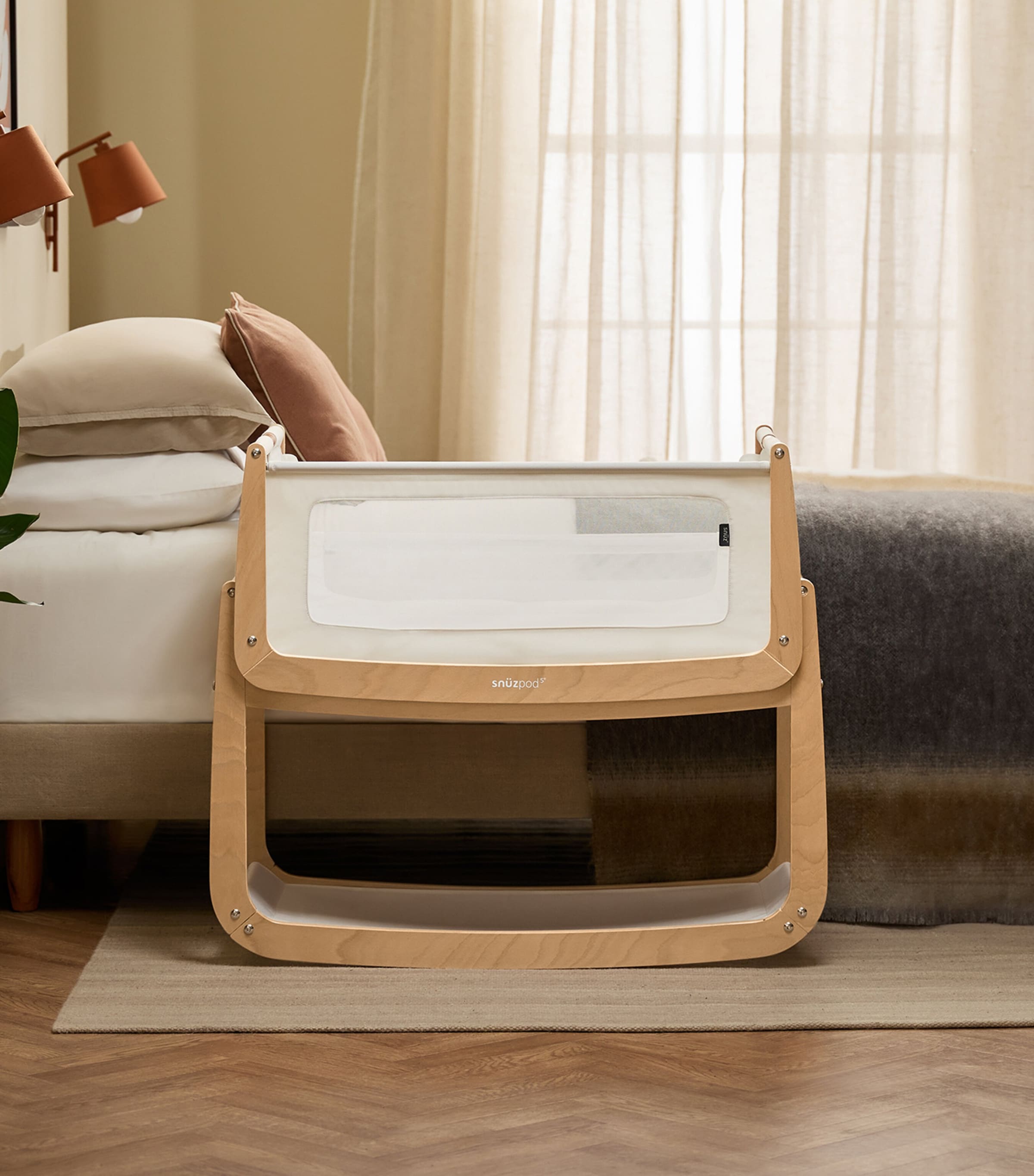 SnüzPod 5 Bedside Crib NATURAL Image 10