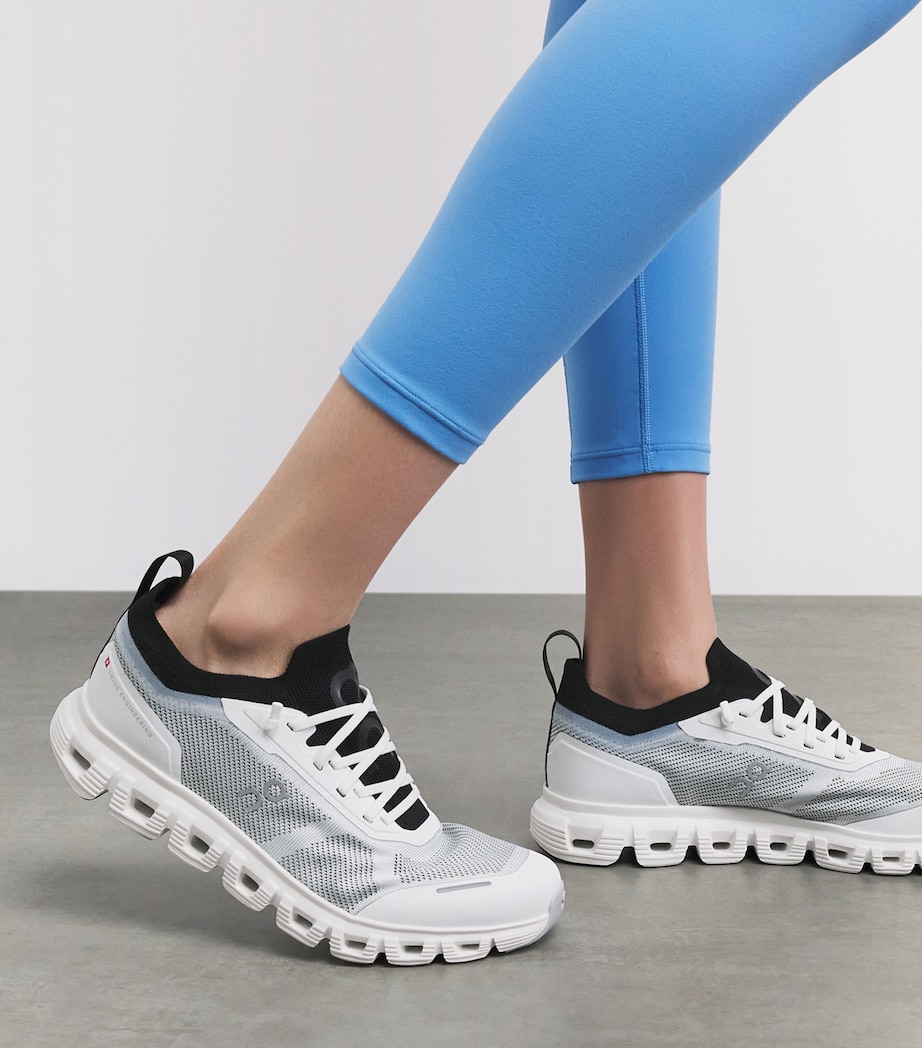 On Womens Cloud 6 Versa Trainers White | Black Image 2
