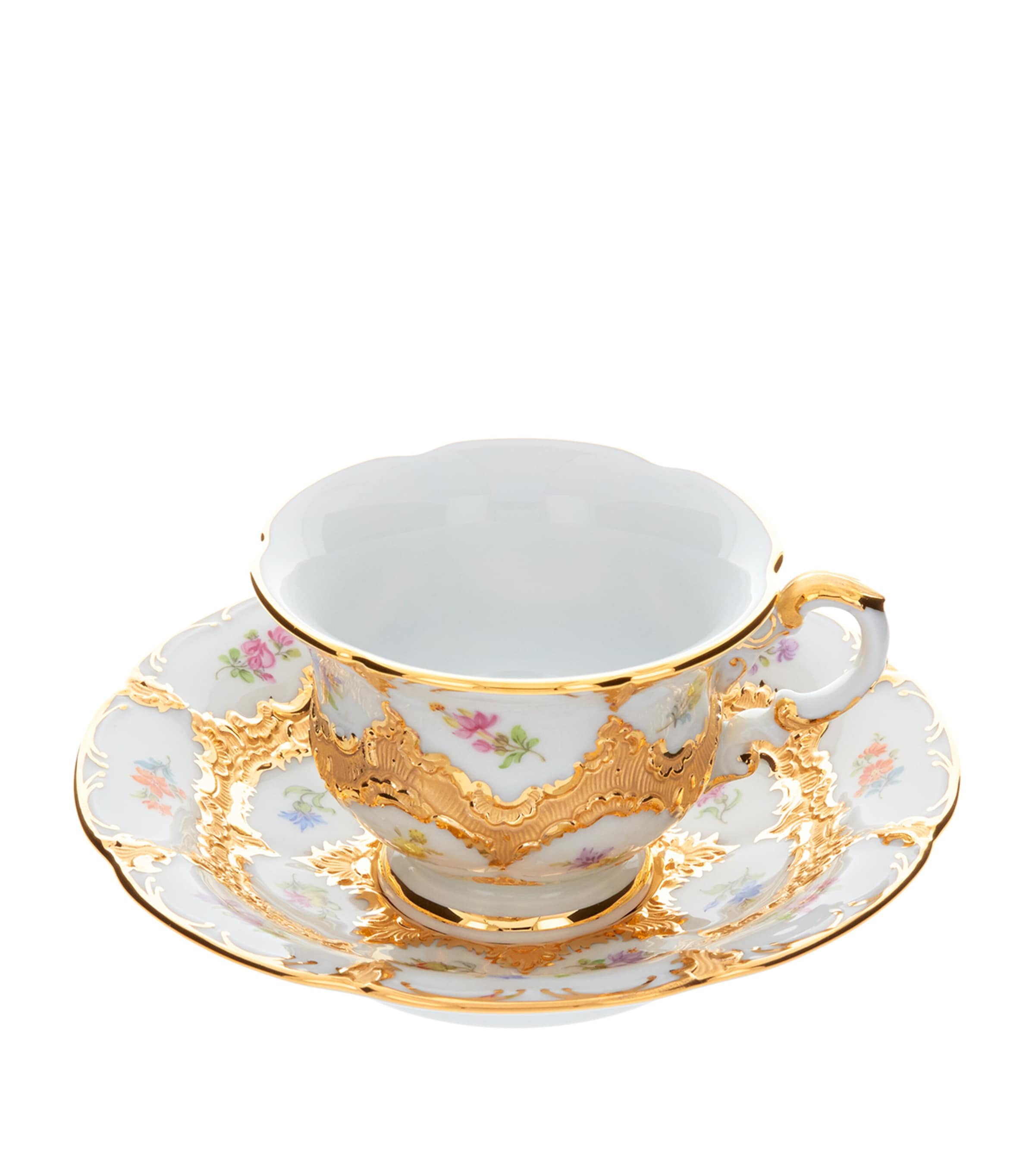 Meissen B-form Espresso Teacup And Saucer In Gold