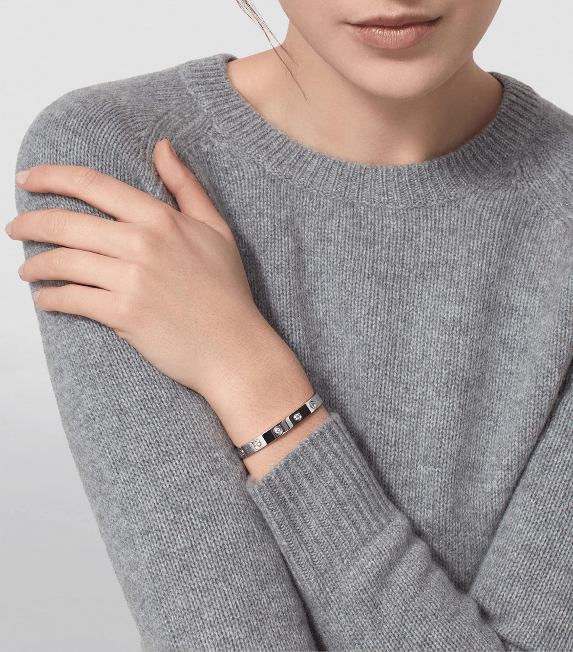 LOVE Classic White Gold 10-Diamond Bracelet WHITE GOLD Image 2