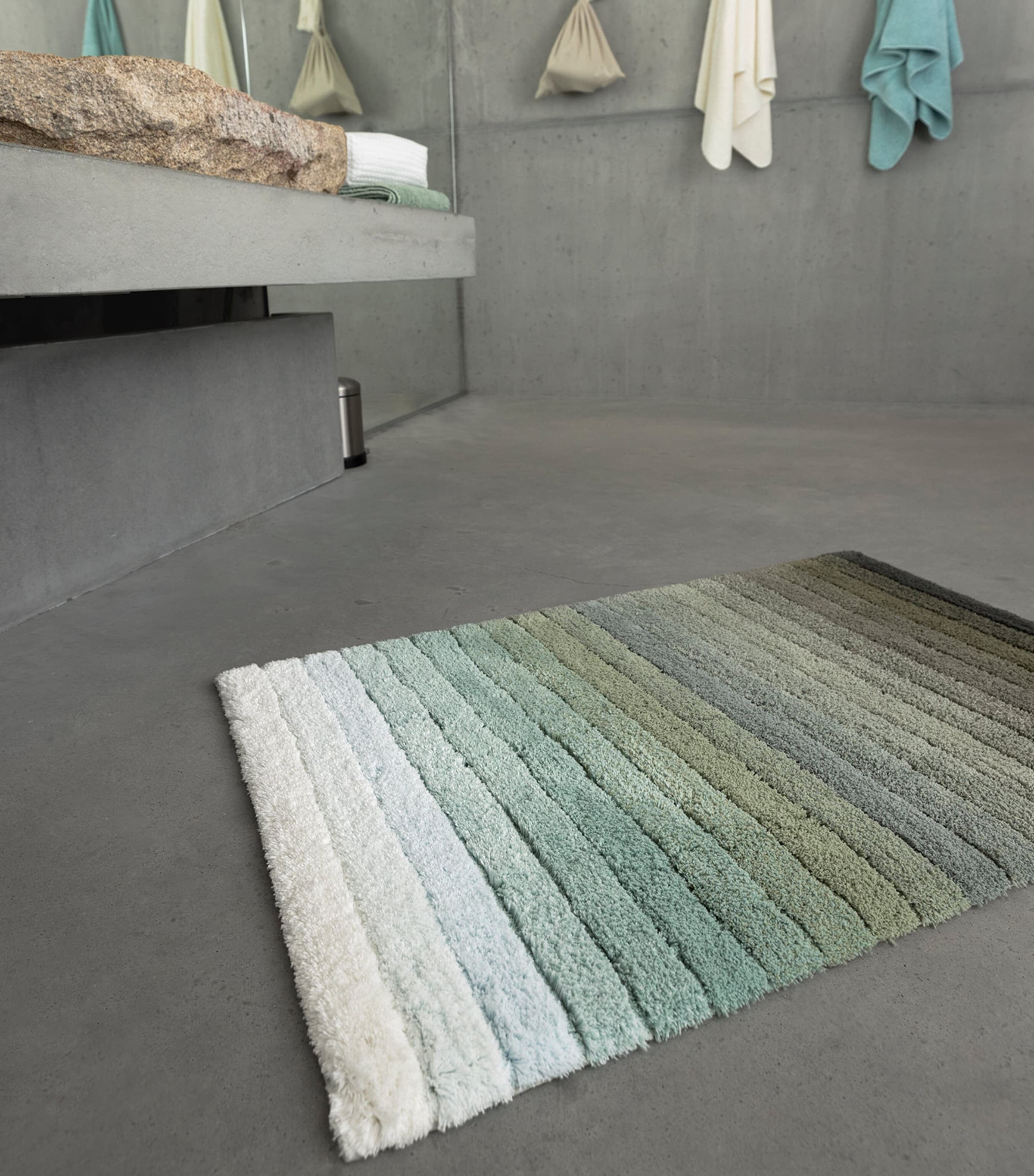 Egyptian Cotton Maior Bath Mat (70cm x 110cm) 235 ICE Image 5