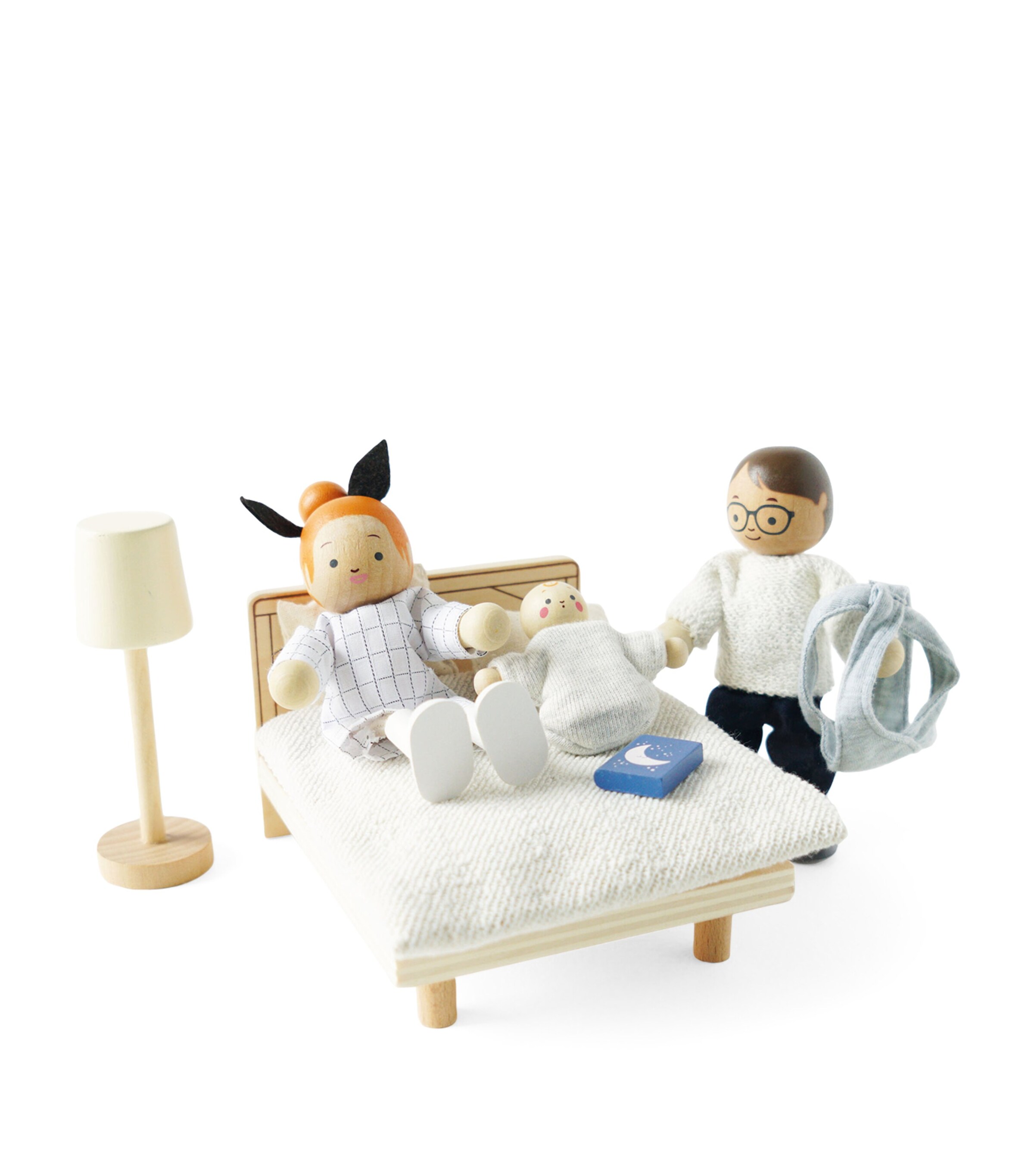 Le Toy Van Doll Family Set Image 2