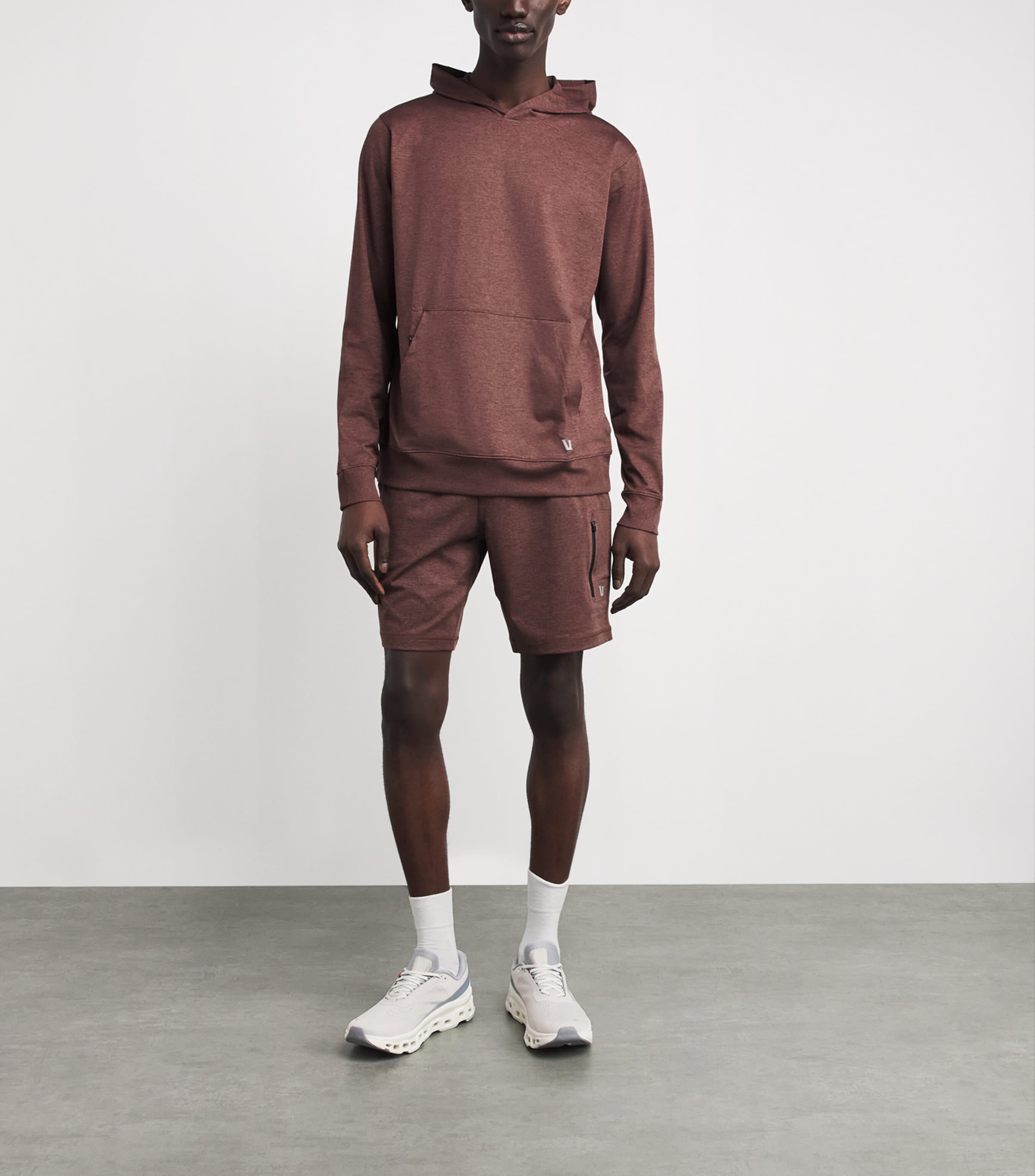 VUORI Mens Sunday 2.0 Hoodie Sah Sable Heather Image 2