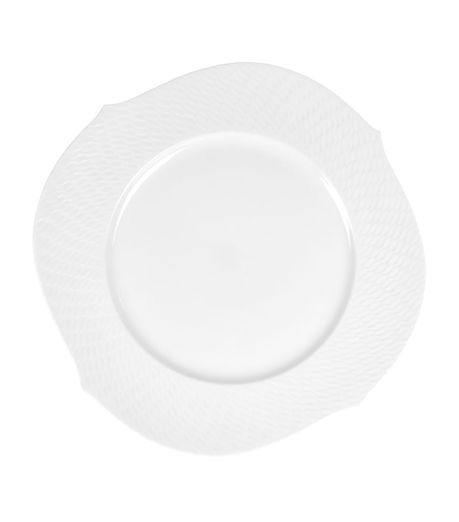 Porcelain Waves Relief Plate (23cm) WHITE Image 2