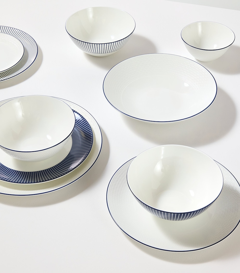 Bone China Gio Blue Plate (28cm) BLUE Image 6