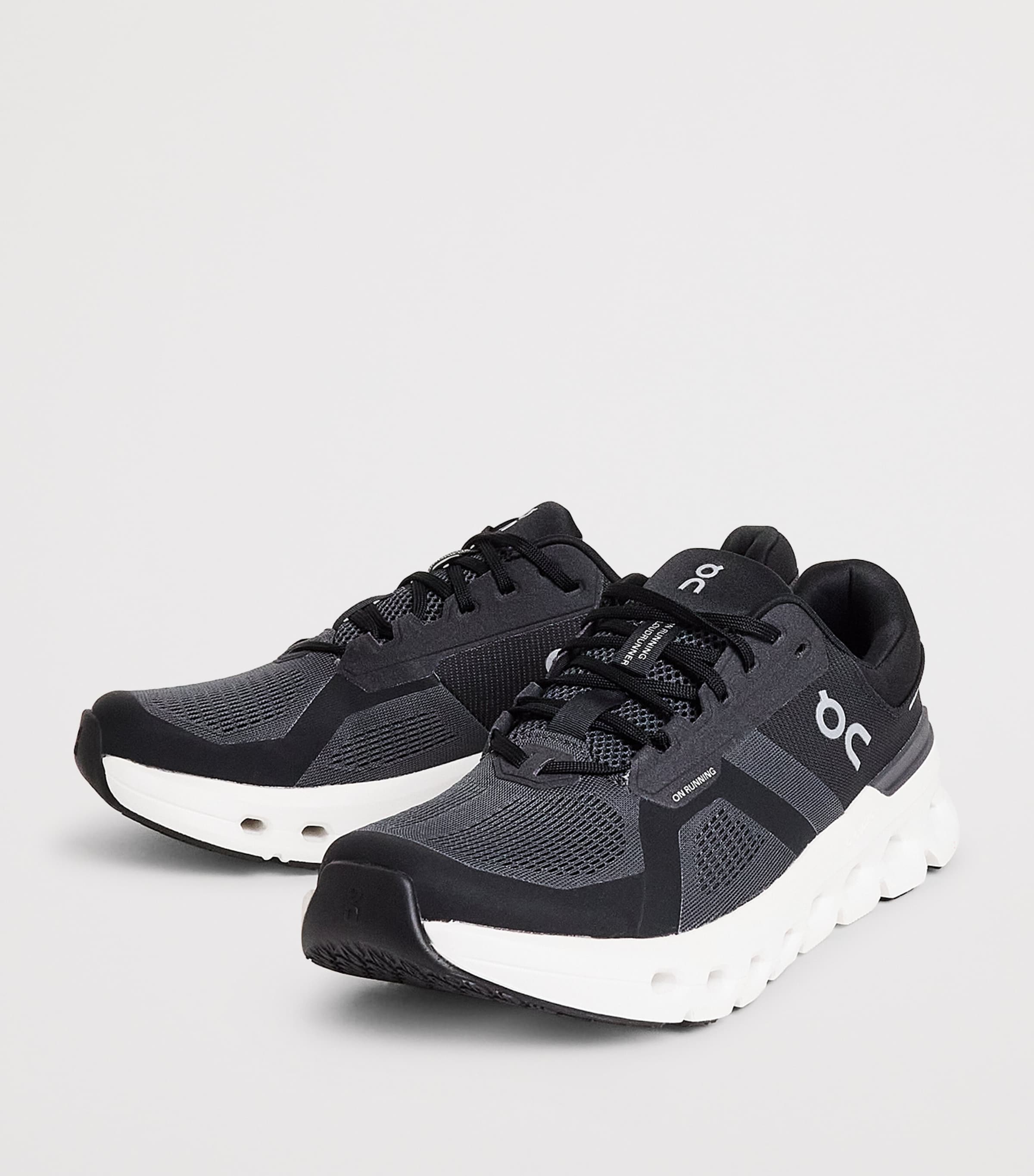 On Mens Cloudrunner 2 Trainers Eclipse | Black Image 3