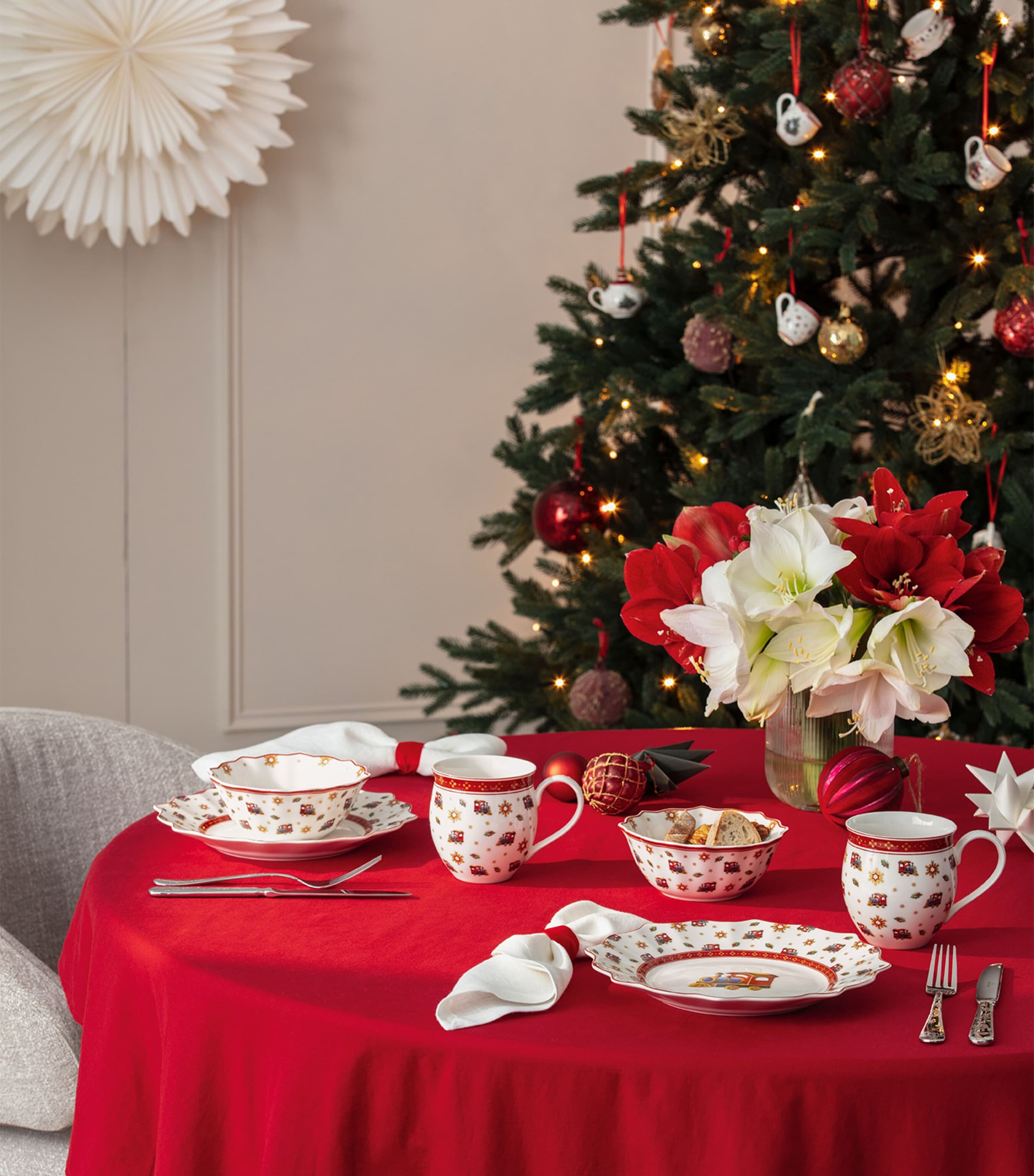 Porcelain Locomotive Toy's Delight 6-Piece Breakfast Set MULTI Image 2