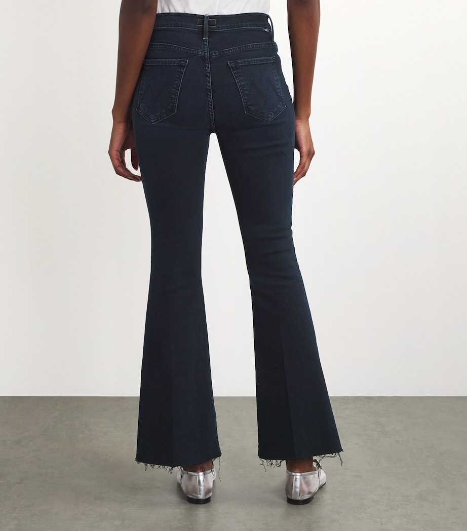 The Weekender Fray Flared Jeans CHIP ON MY SHOULDER Image 4