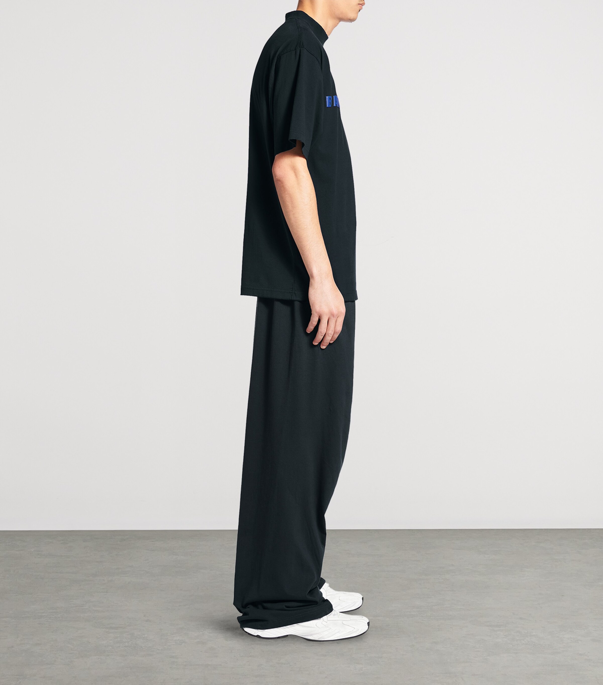 Balenciaga Mens Cotton International T-Shirt Image 6