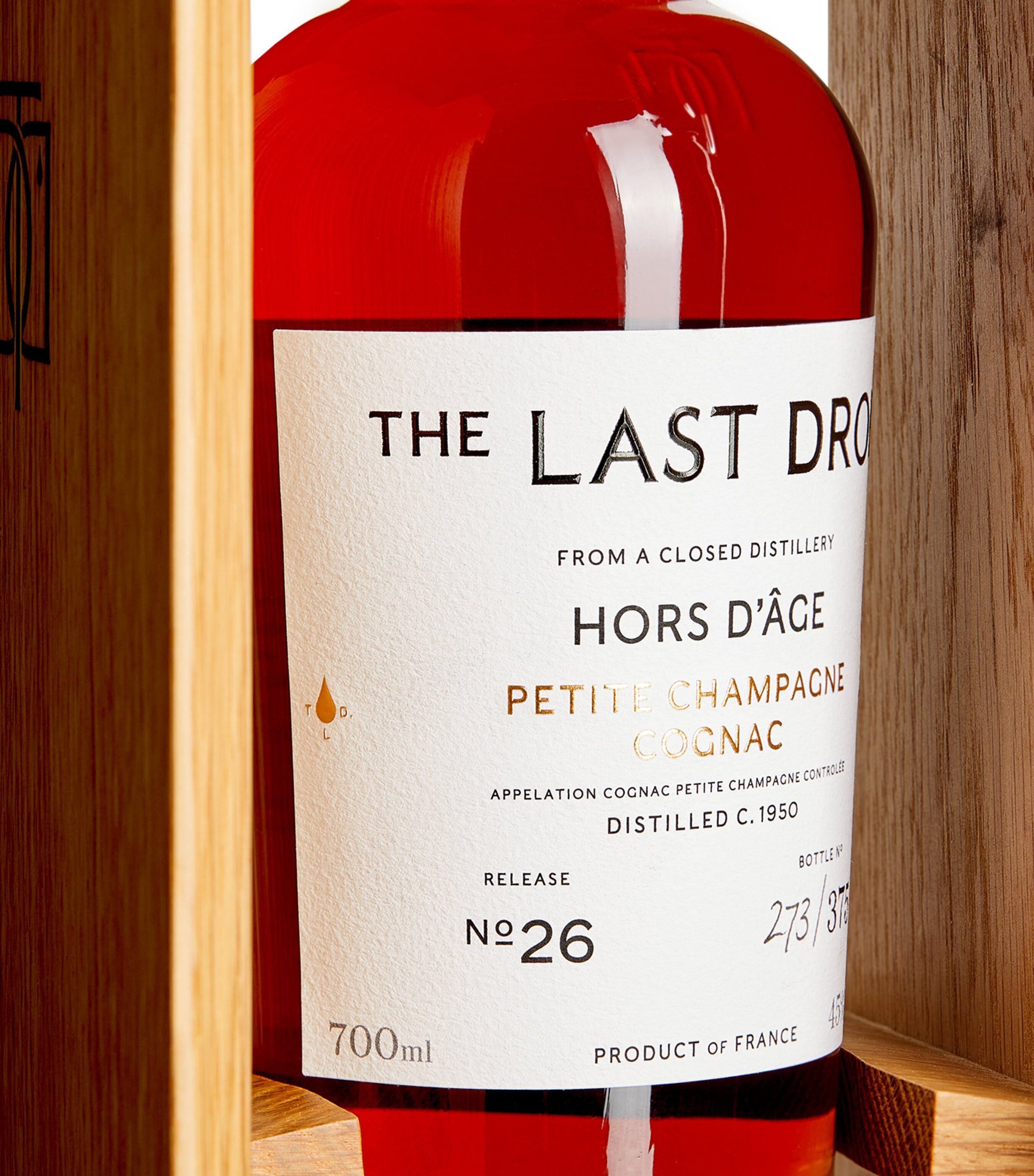 Hors d'Age Petite Champagne Cognac (70cl) – Cognac, France NO COLOUR Image 3