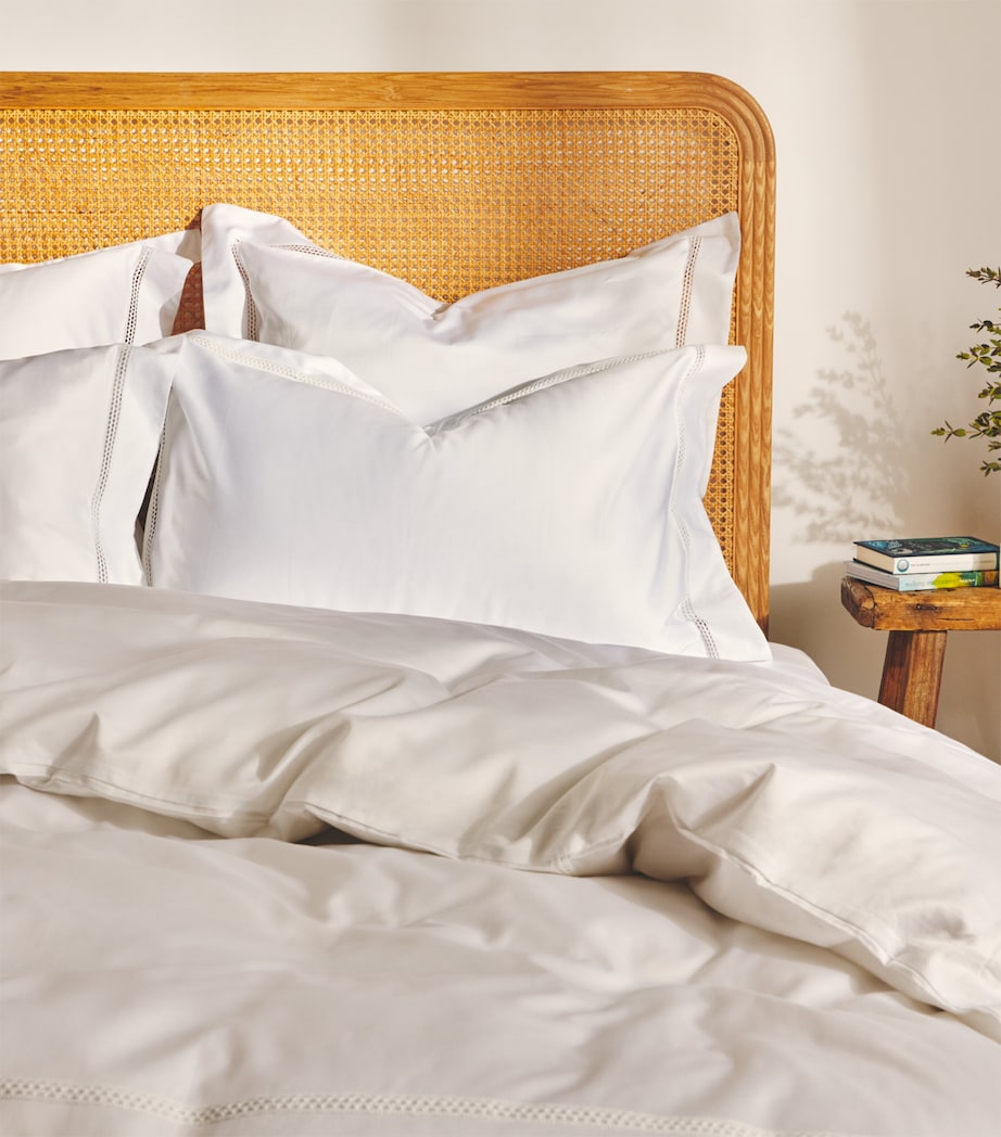 Supima Cotton Sateen Wilton Super King Duvet Cover (260cm x 220cm) WHITE Image 2