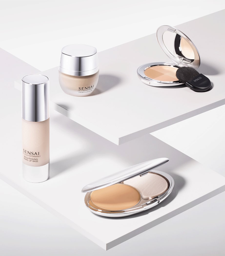 Cellular Performance Total Finish Foundation - Refill TF24 AMBER BEIGE Image 3