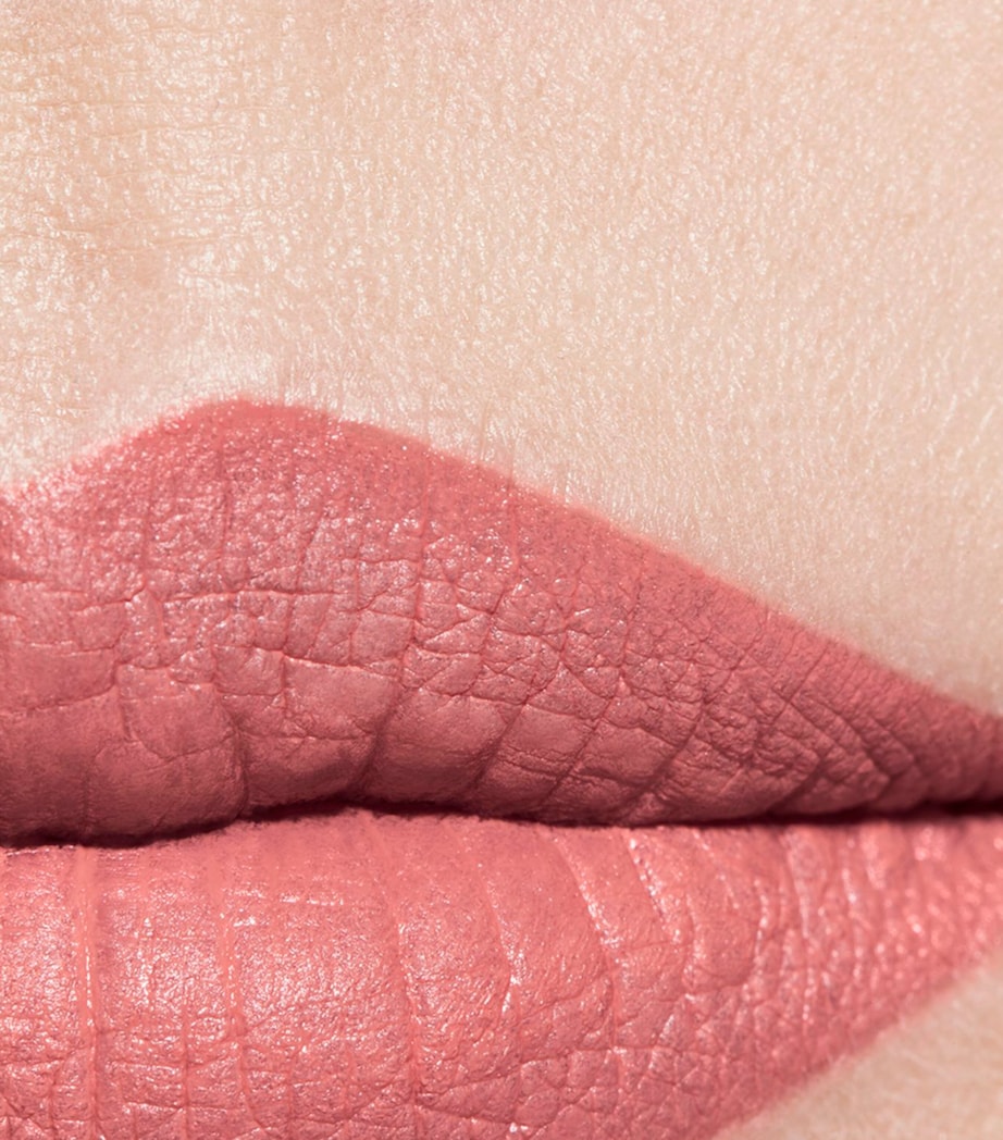 CHANEL CHANEL ROUGE ALLURE VELVET LIMITED EDITION – Luminous Matte Lip Colour Image 3
