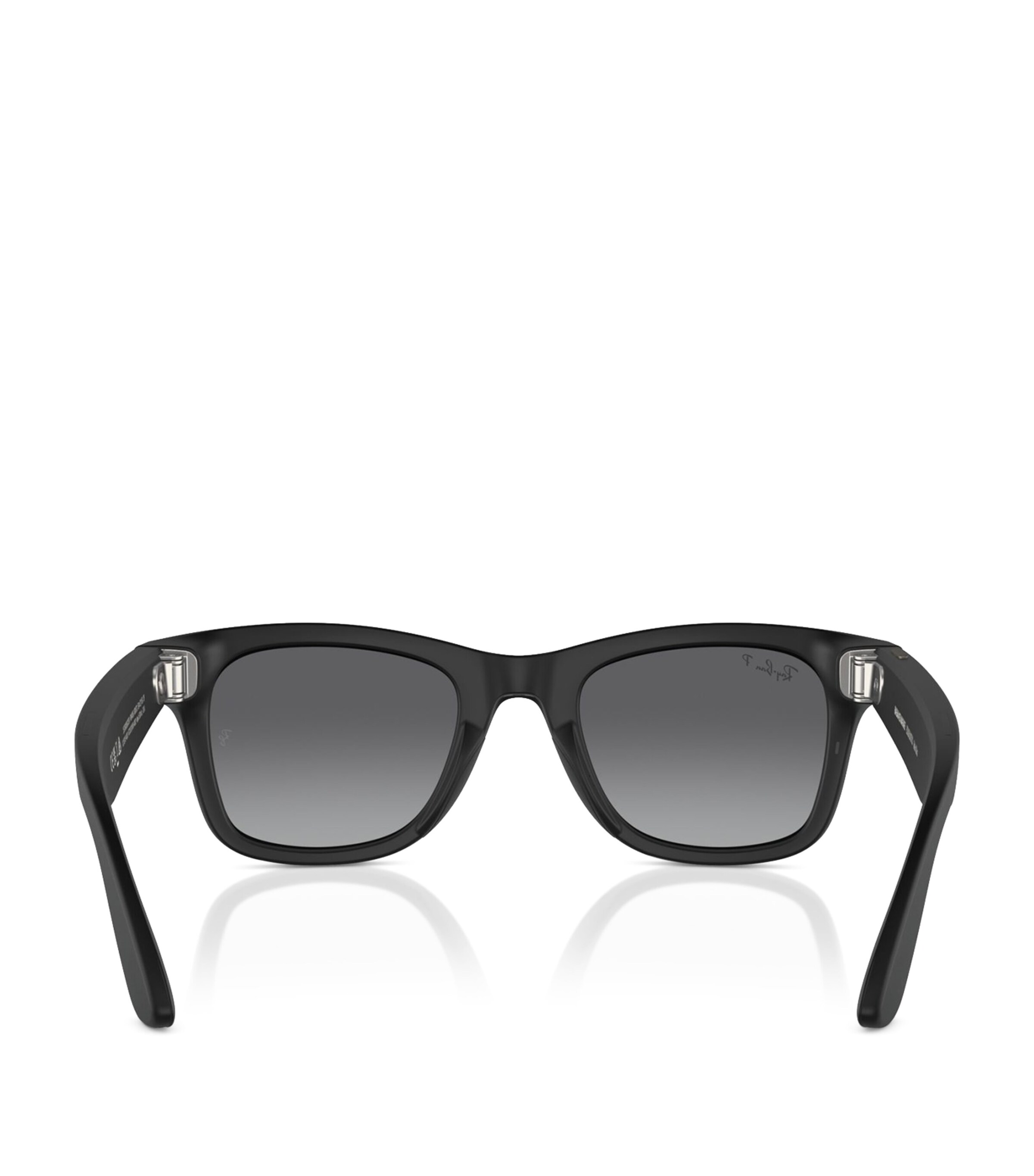Ray-Ban x Meta Smart Wayfarer Sunglasses Image 4