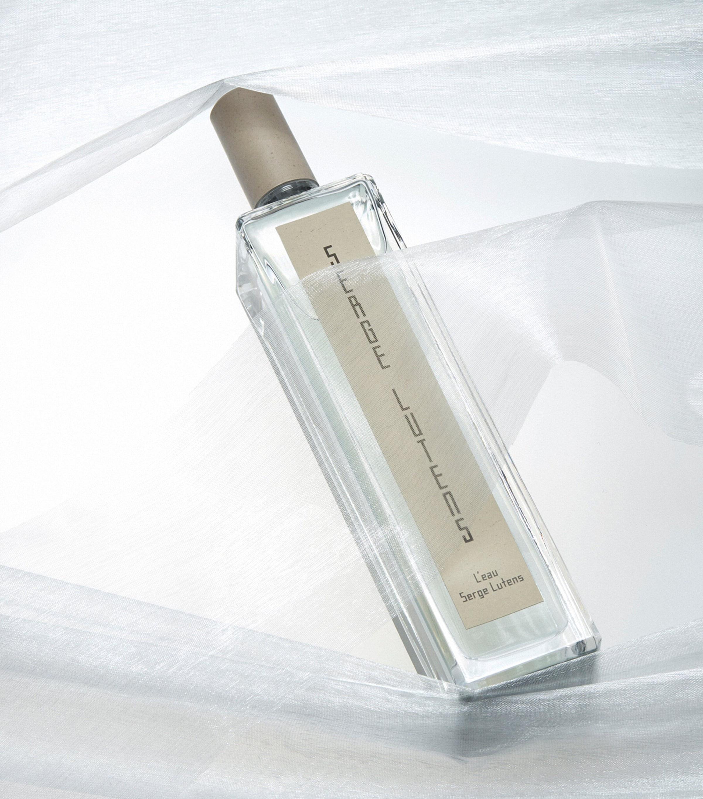 香水(ユニセックス) SERGE LUTENS L'eau 100ml Amazon.com : Serge Lutens L'eau 3.3 oz Eau de Parfum Spray