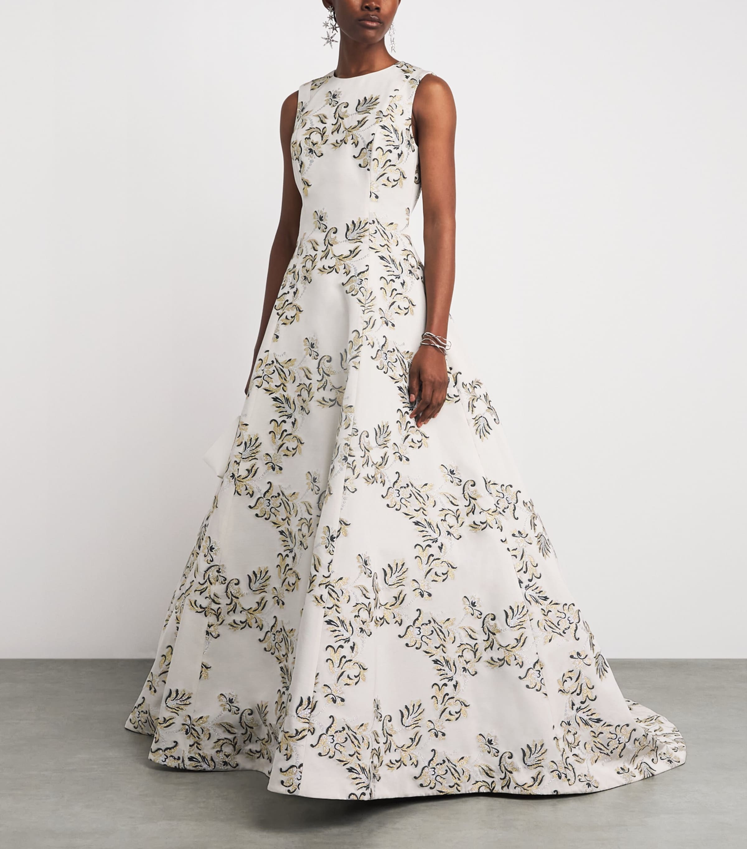 Carolina Herrera Womens Embroidered Sleeveless Gown Ivory Multi Image 2