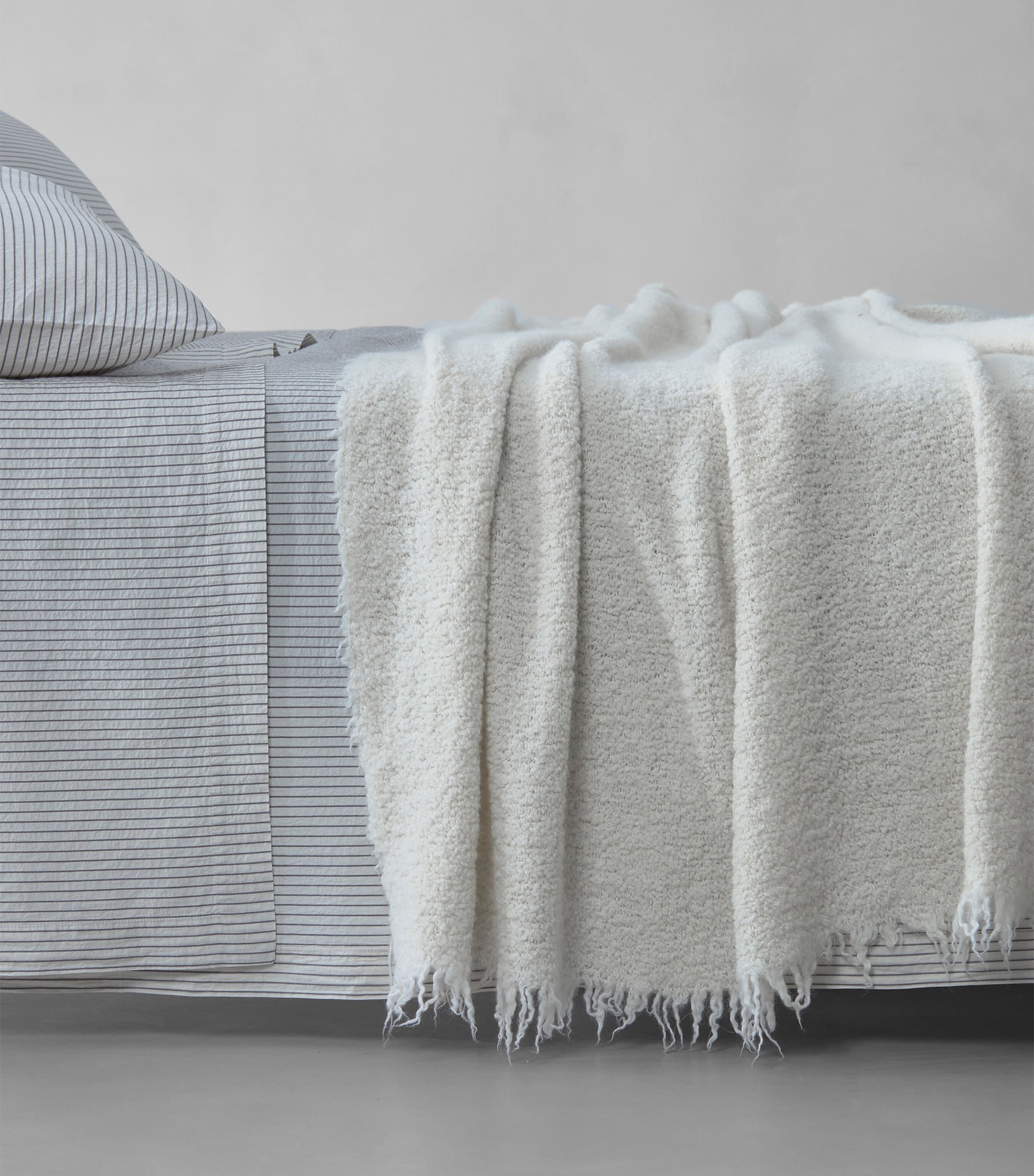 Society Limonta Alpaca-Wool Tuis Blanket (220cm x 240cm) Bianco Image 1