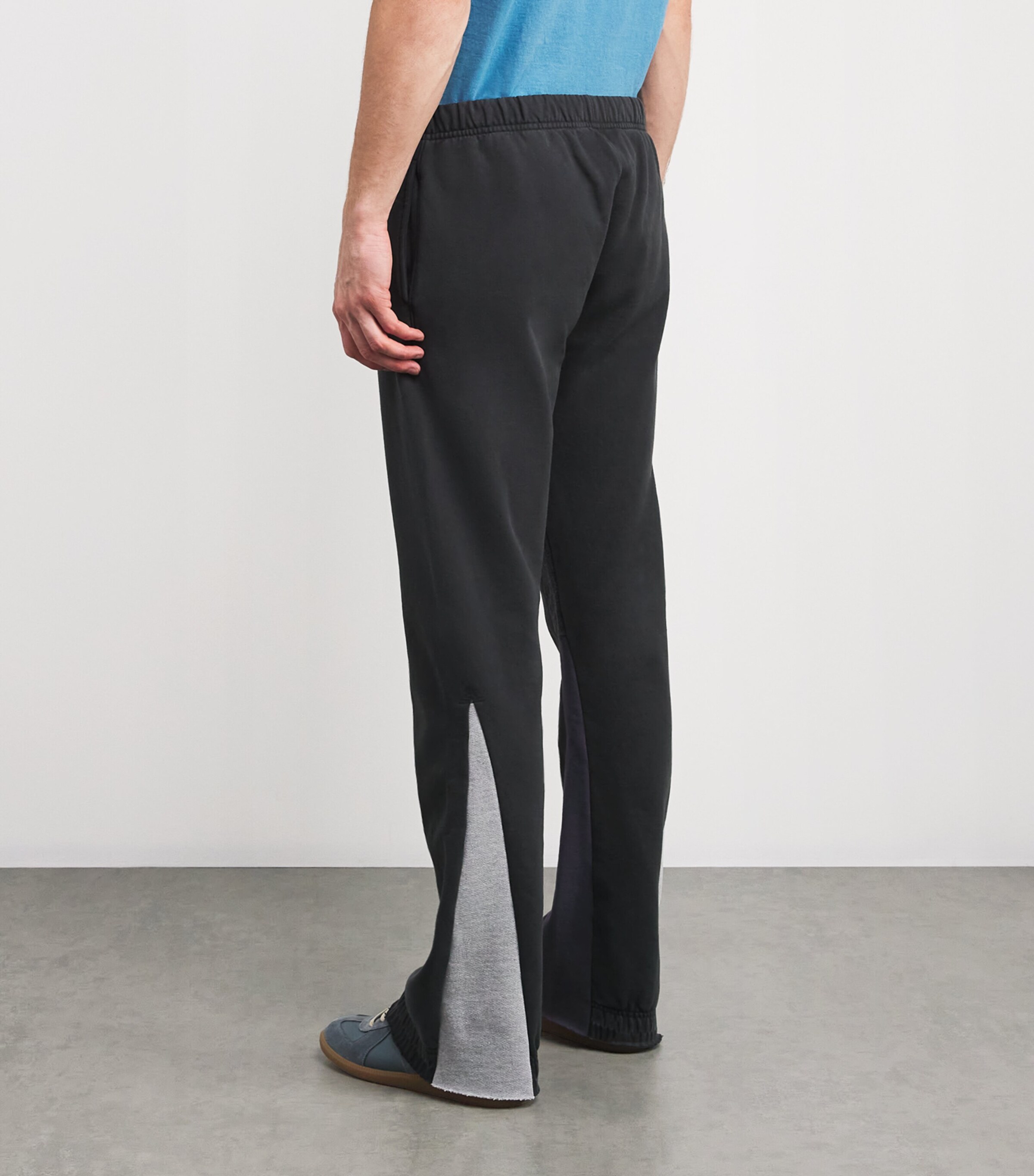 Logo Print Flared Sweatpants VINTAGE BLACK Image 4