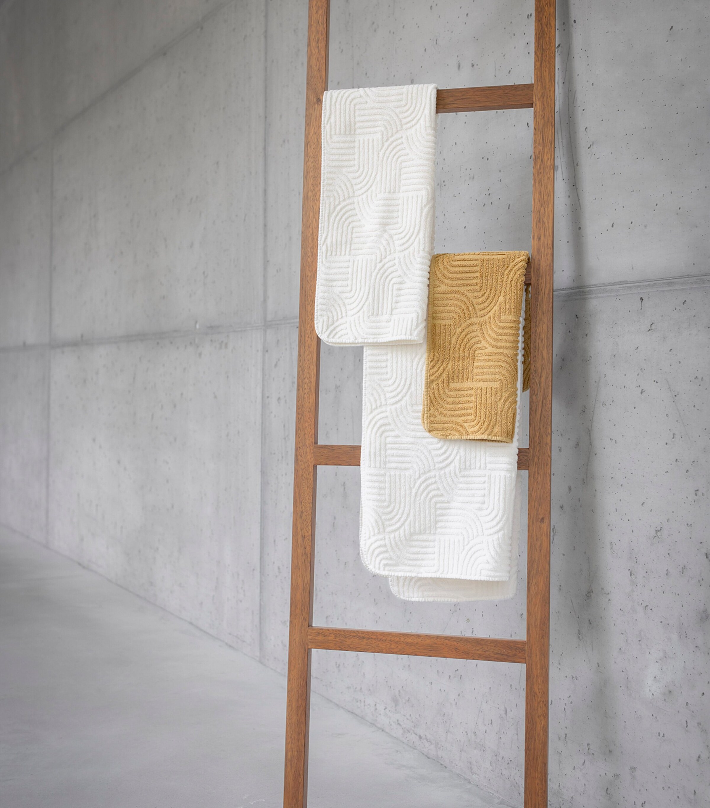 Abyss & Habidecor Egyptian Cotton Olly Bath Sheet (100cm x 150cm) Gold Image 4