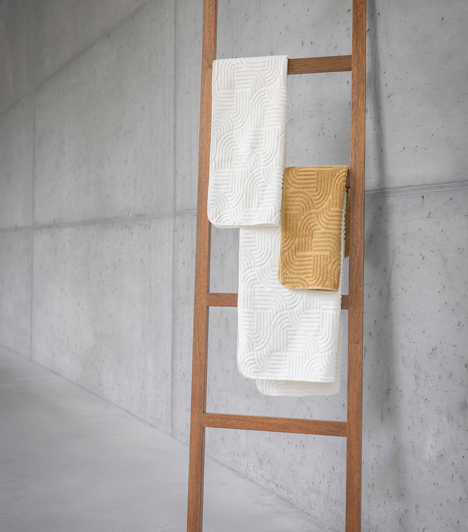 Egyptian Cotton Olly Bath Sheet (100cm x 150cm) 840 GOLD Image 4