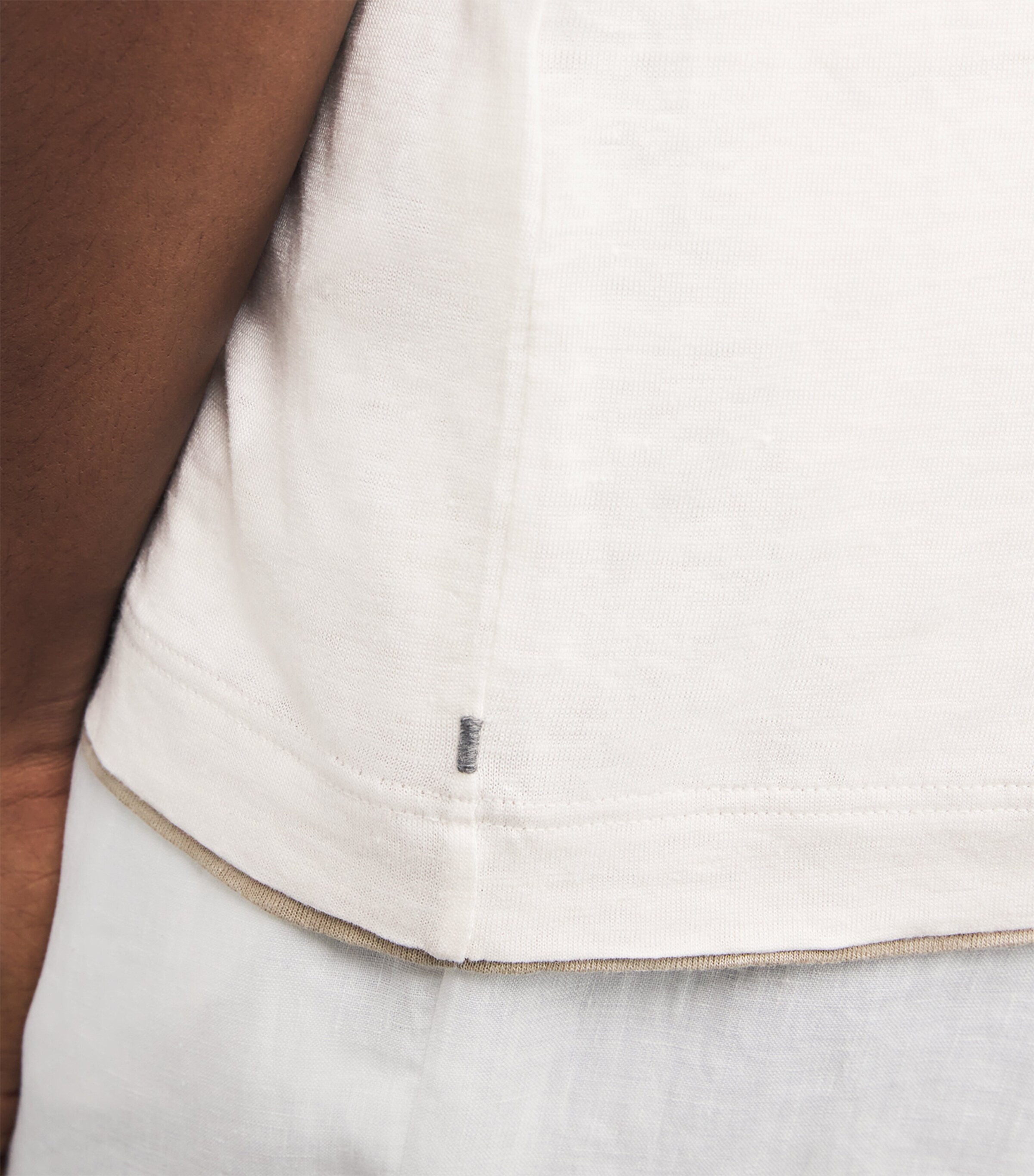 Eleventy Mens x Harrods Linen Double-Layer T-Shirt Bianco E Beige Image 6