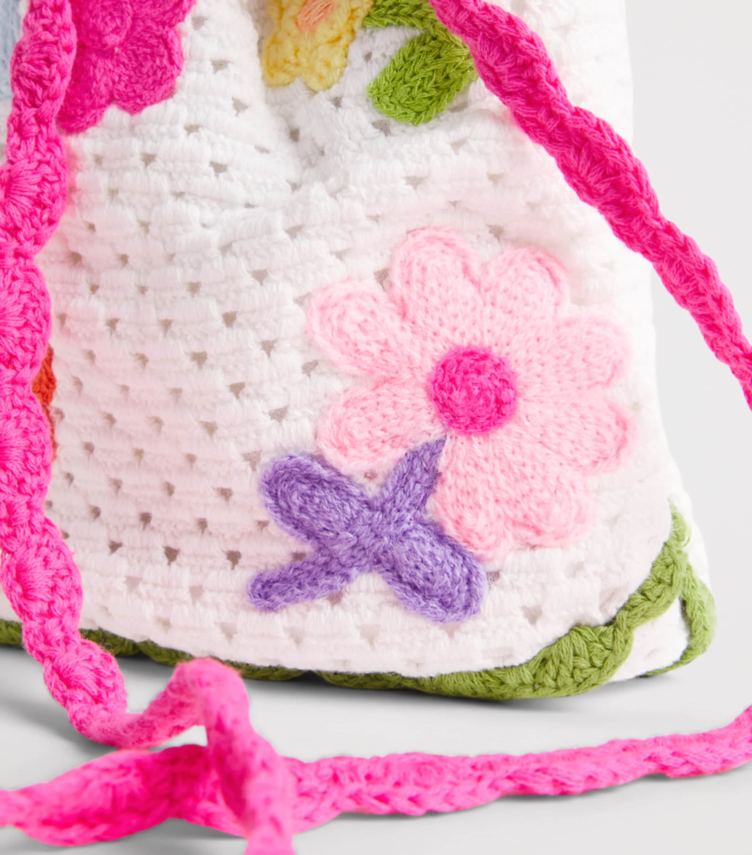 MARLO Cotton Crochet Daisette Beach Bag Image 3