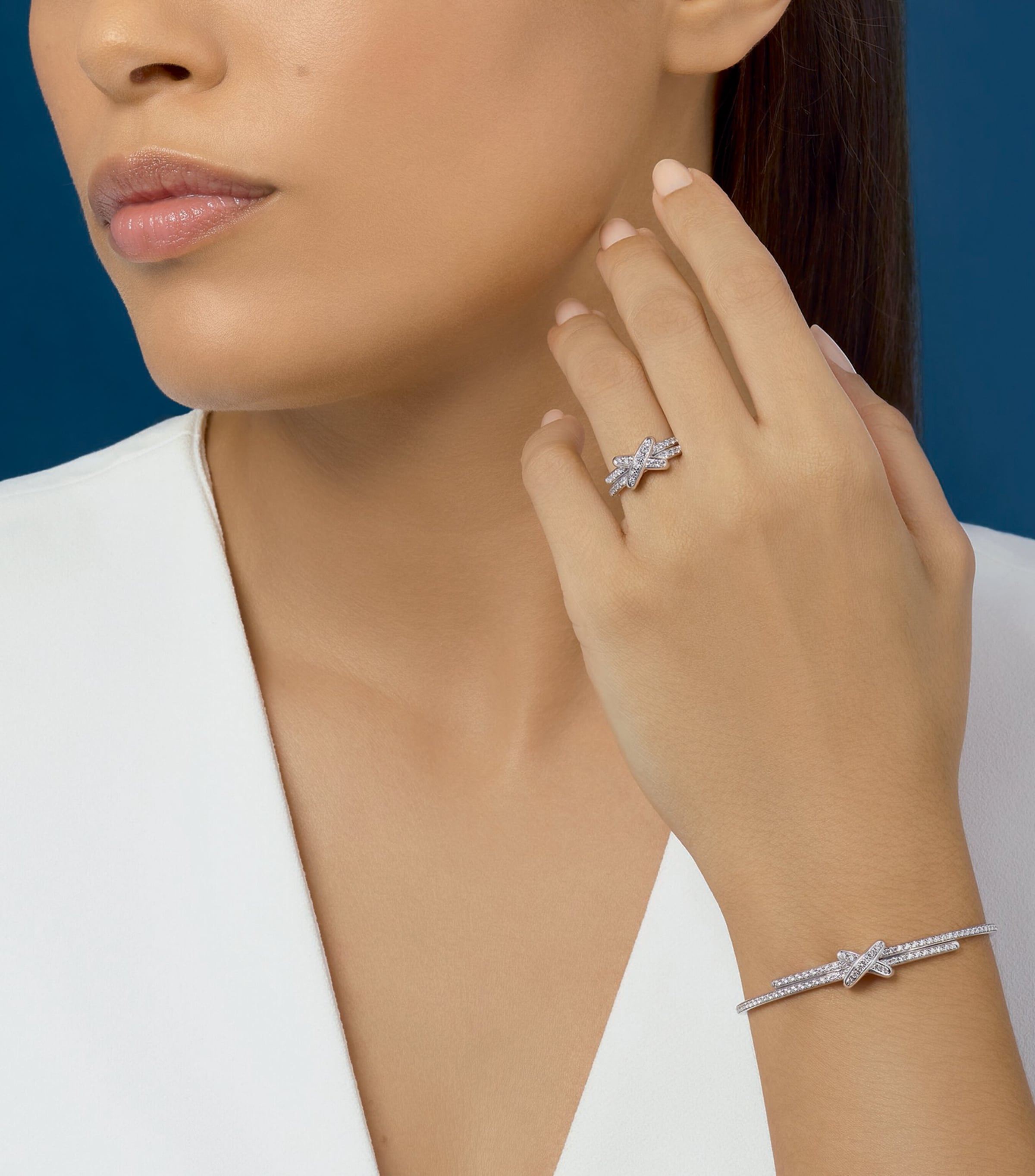 Chaumet White Gold and Diamond Jeux de Liens Ring White Gold Image 2