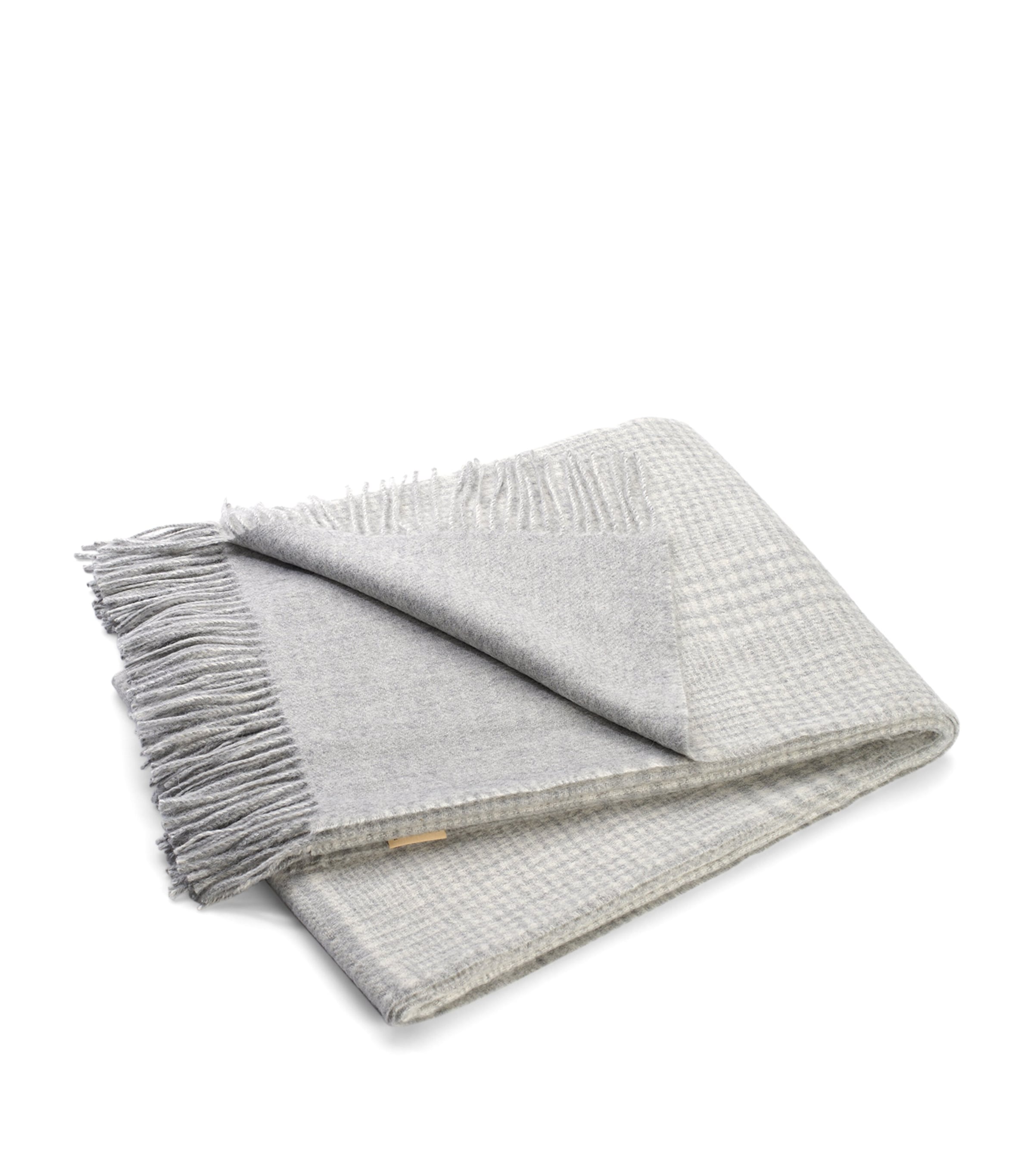 Plaid Matea Throw (200cm x 150 cm) GREY Image 1