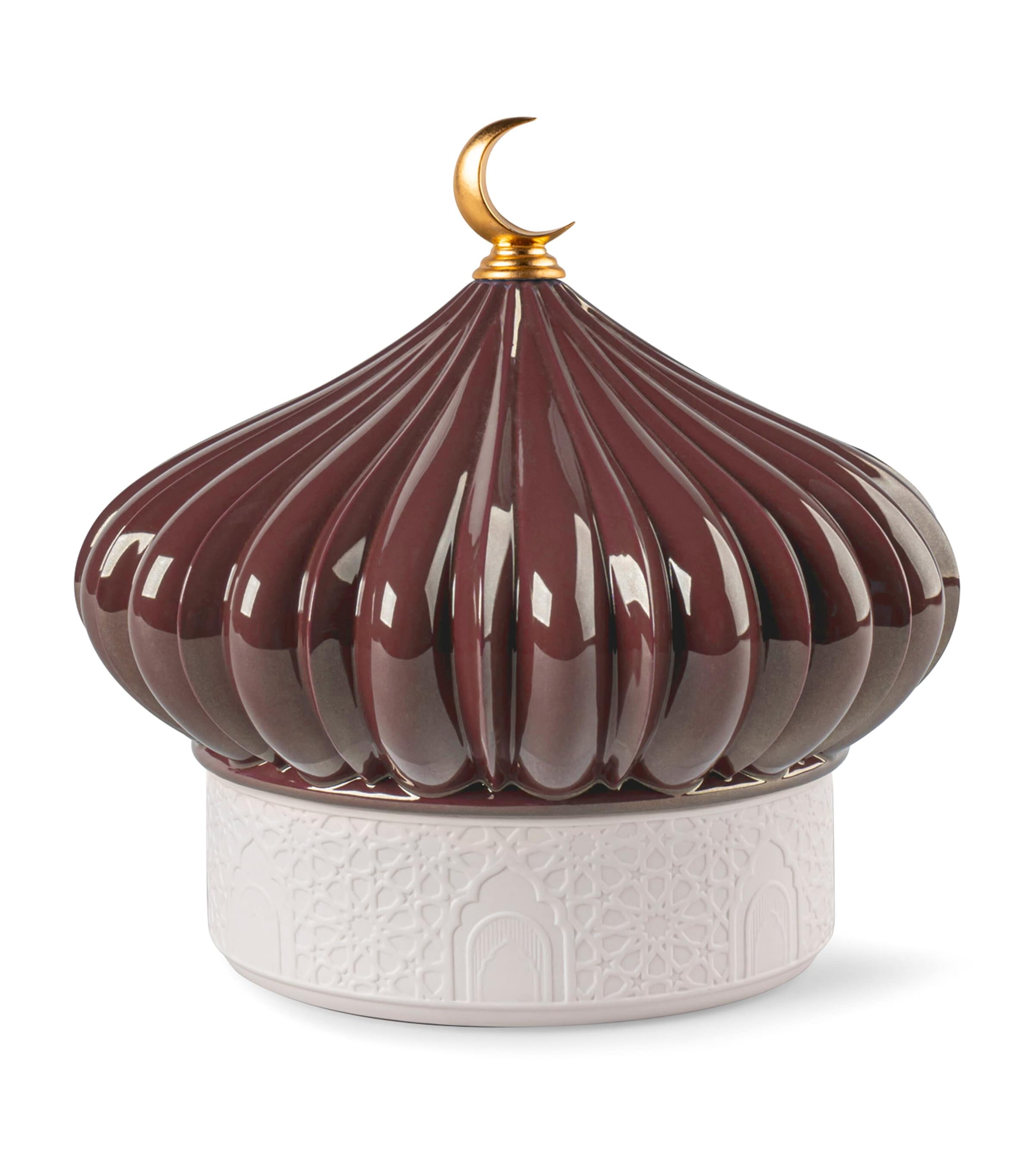 Lladró Porcelain Majestic Nights Box With Plates Maroon & Gold Image 3
