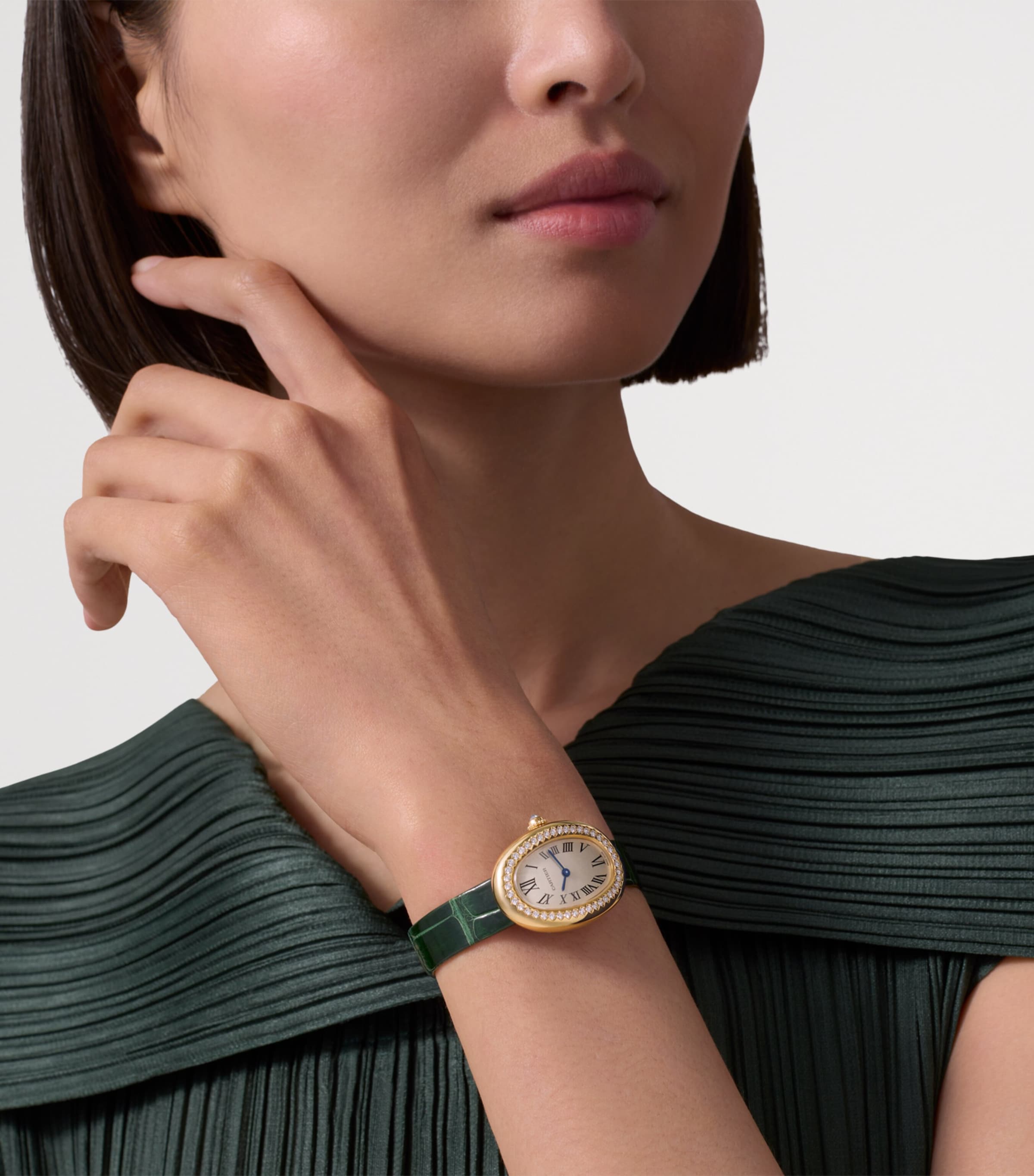Cartier Small Yellow Gold and Diamond Baignoire de Cartier Watch 23.1mm Silvered Image 2