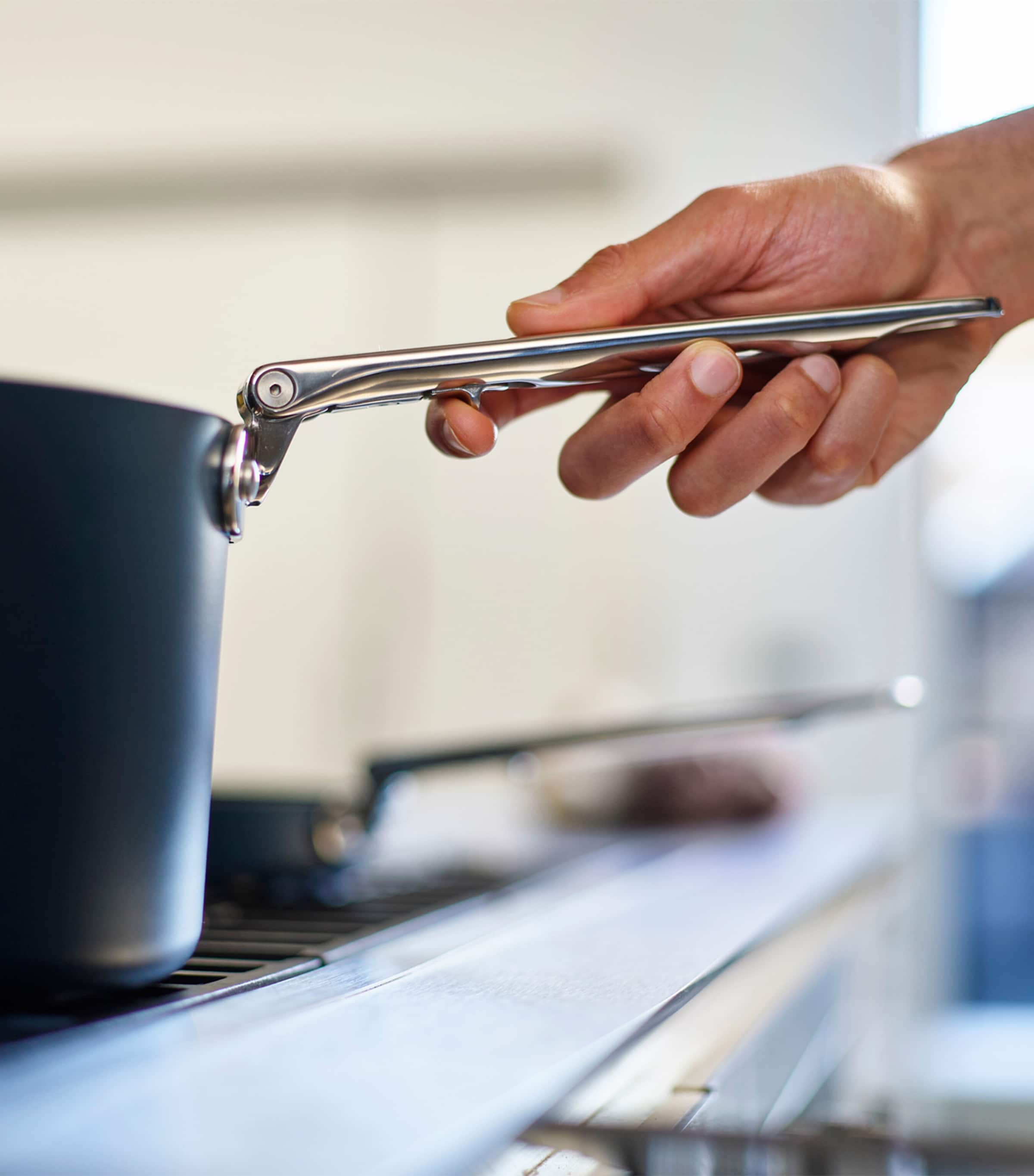 Non-Stick Saucepan with Lid (15cm) MIDNIGHT BLUE Image 2