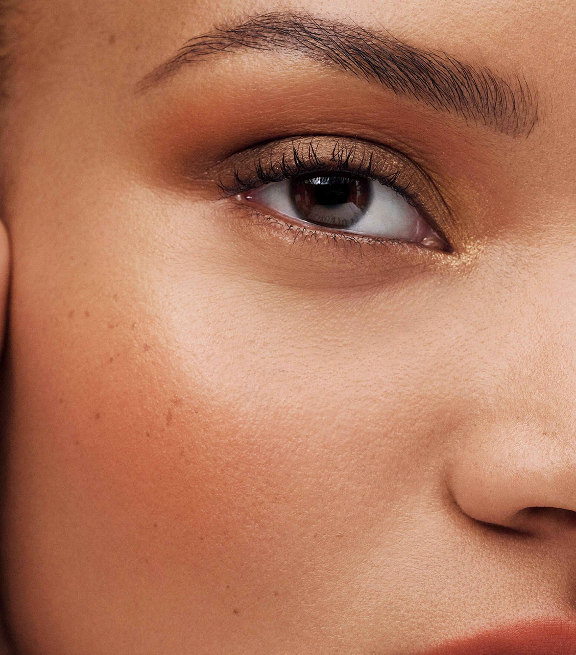 Sculpting Blush ECCENTRIC AMBER Image 3