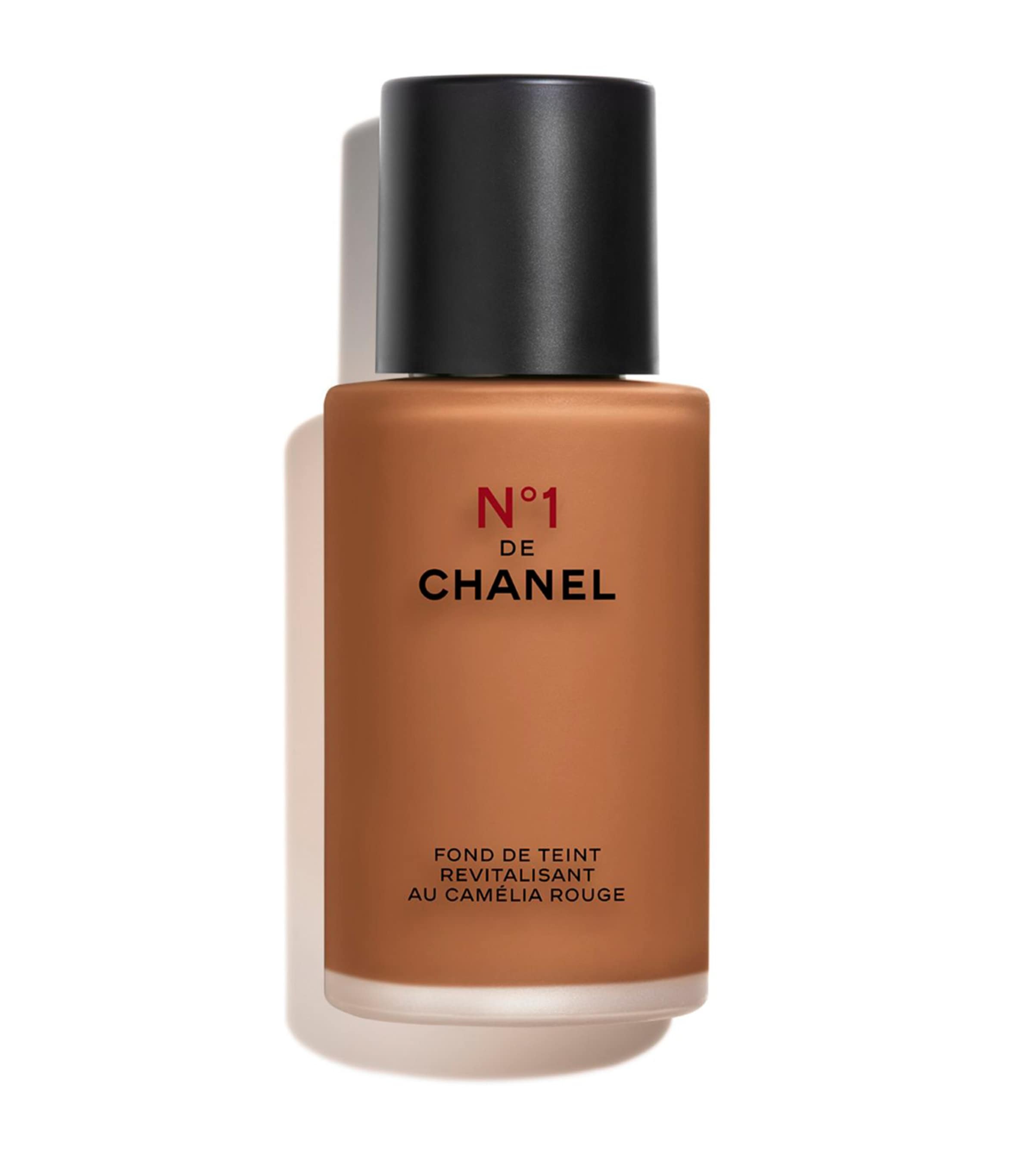 Chanel N°1 De  Revitalizing Foundation