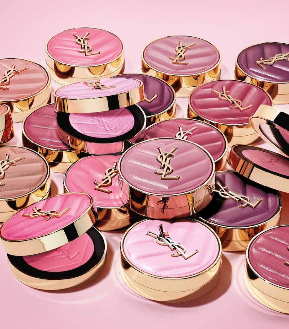 Make Me Blush Bold Blurring Blush PINK VOLTAGE Image 6