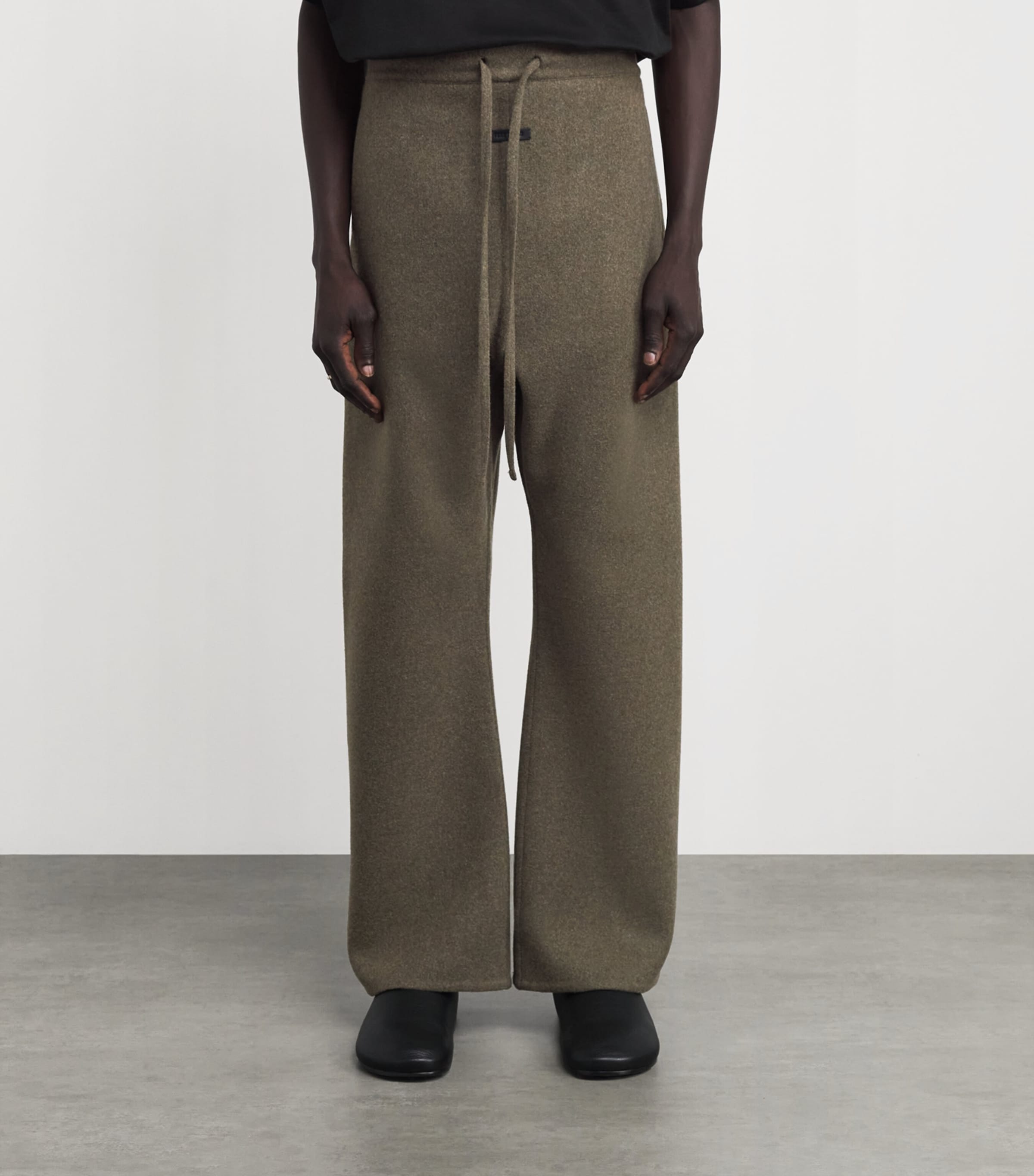 Fear Of God Mens Wool-Cashmere Flared Sweatpants Khaki Melange / Image 4