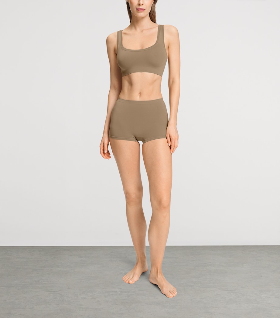 Hanro Womens Touch Feeling Crop Top Suede Camel Image 2