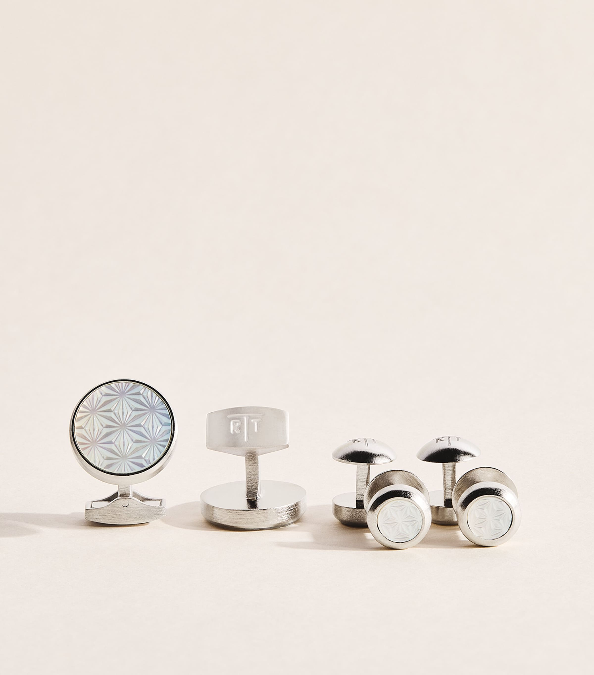 Tateossian Mother-of-Pearl Asanoha Cufflinks and Studs Set White Image 1