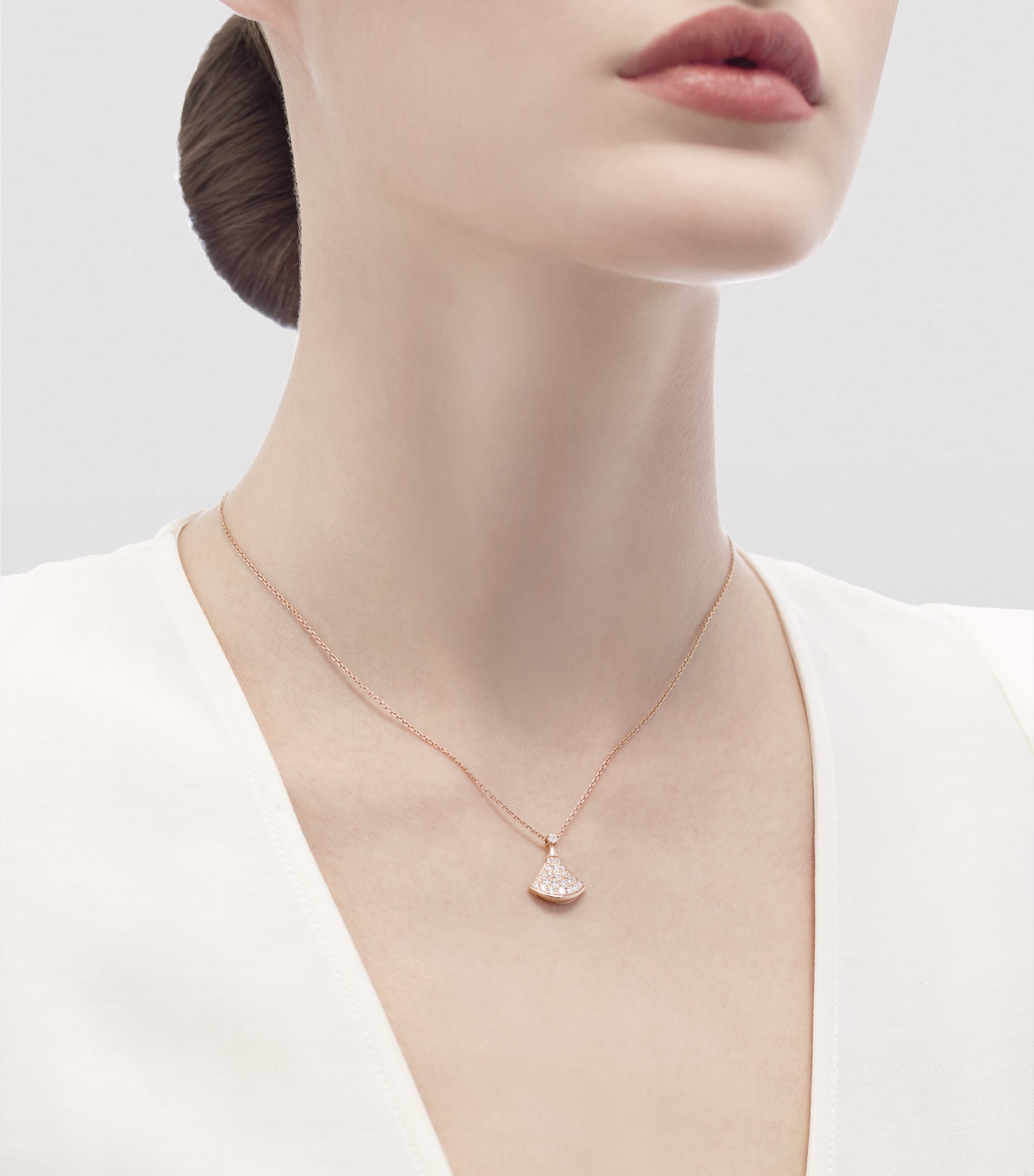 Bvlgari Rose Gold Divas' Dream Necklace Pink Gold Image 2