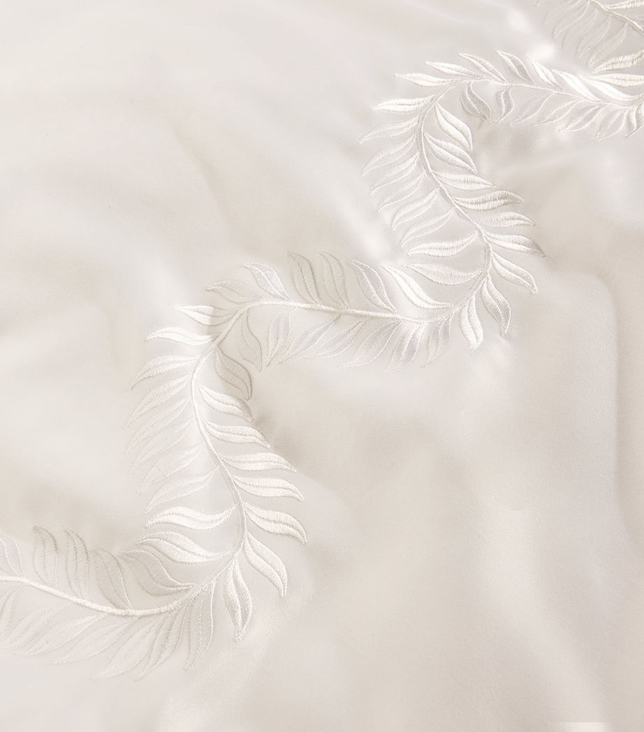 Cotton Embroidered Laurels Oxford Pillowcase (50cm x 75cm) WHITE Image 3
