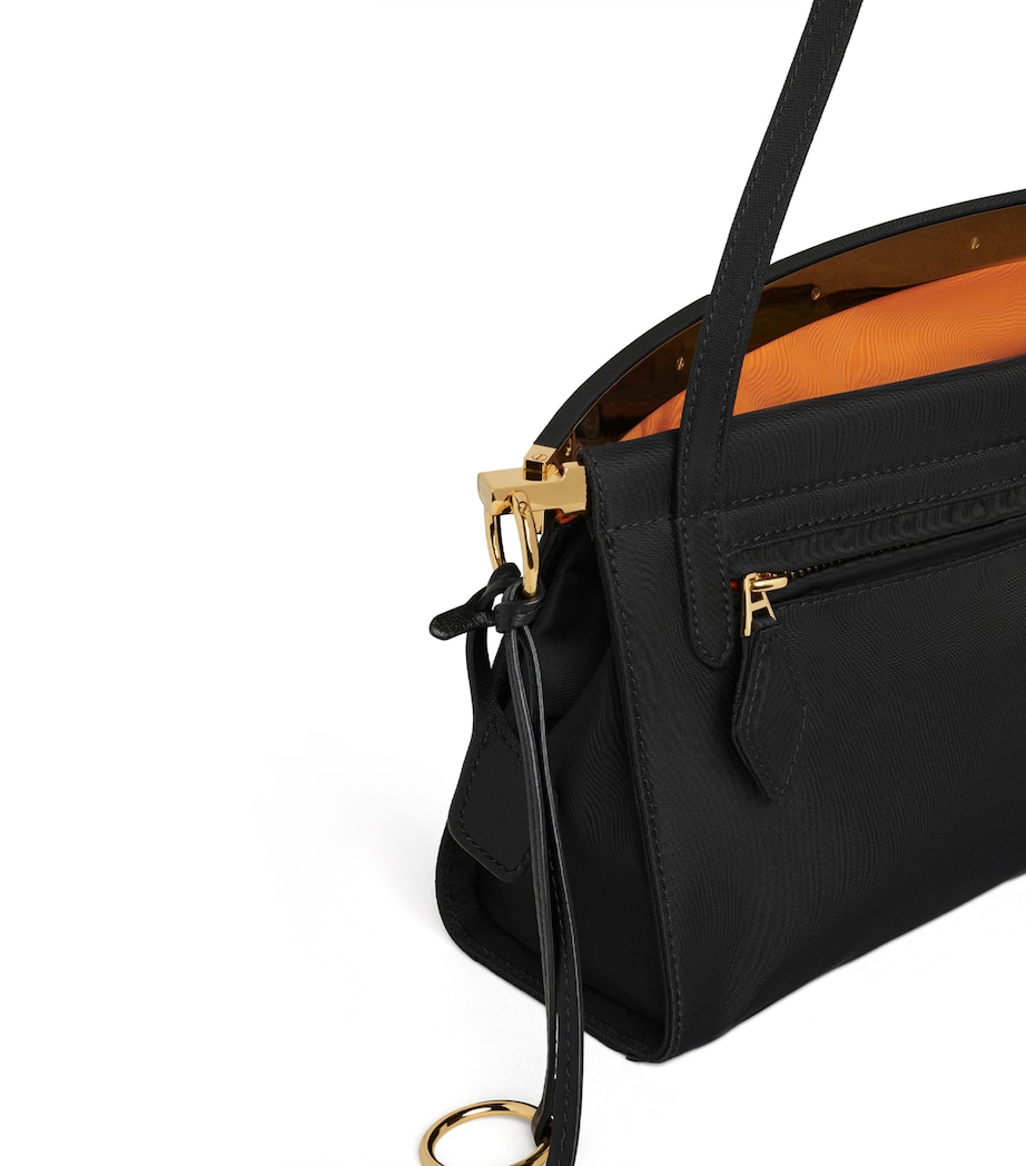 Alaïa Medium Le Click East West Shoulder Bag Rouge Image 3