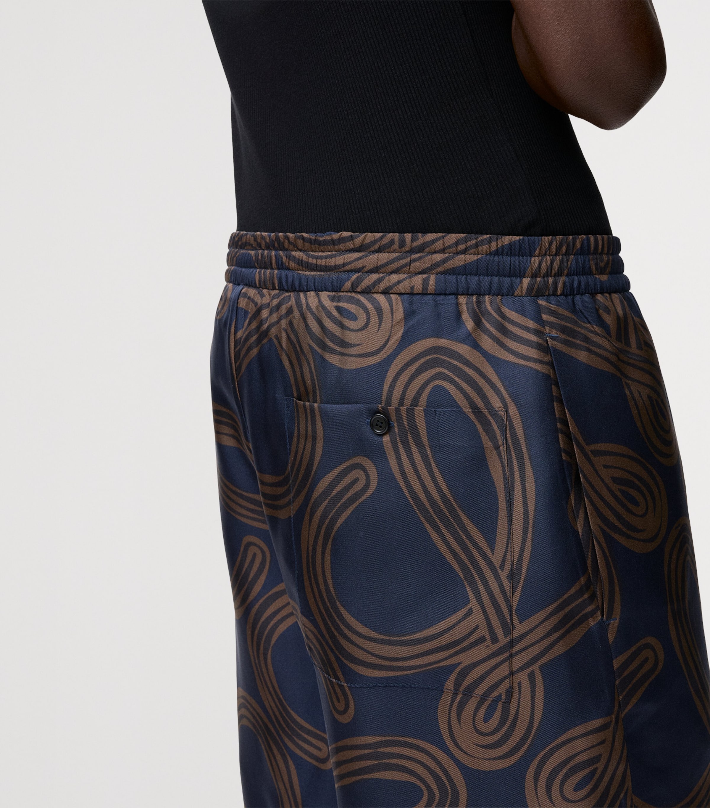 LOEWE Mens x Paula’s Ibiza Silk Anagram Shorts Navy/brown Image 5
