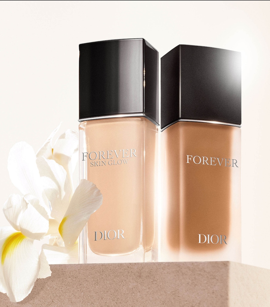 Dior Forever Skin Glow Foundation (30ml) 00,5N Image 4