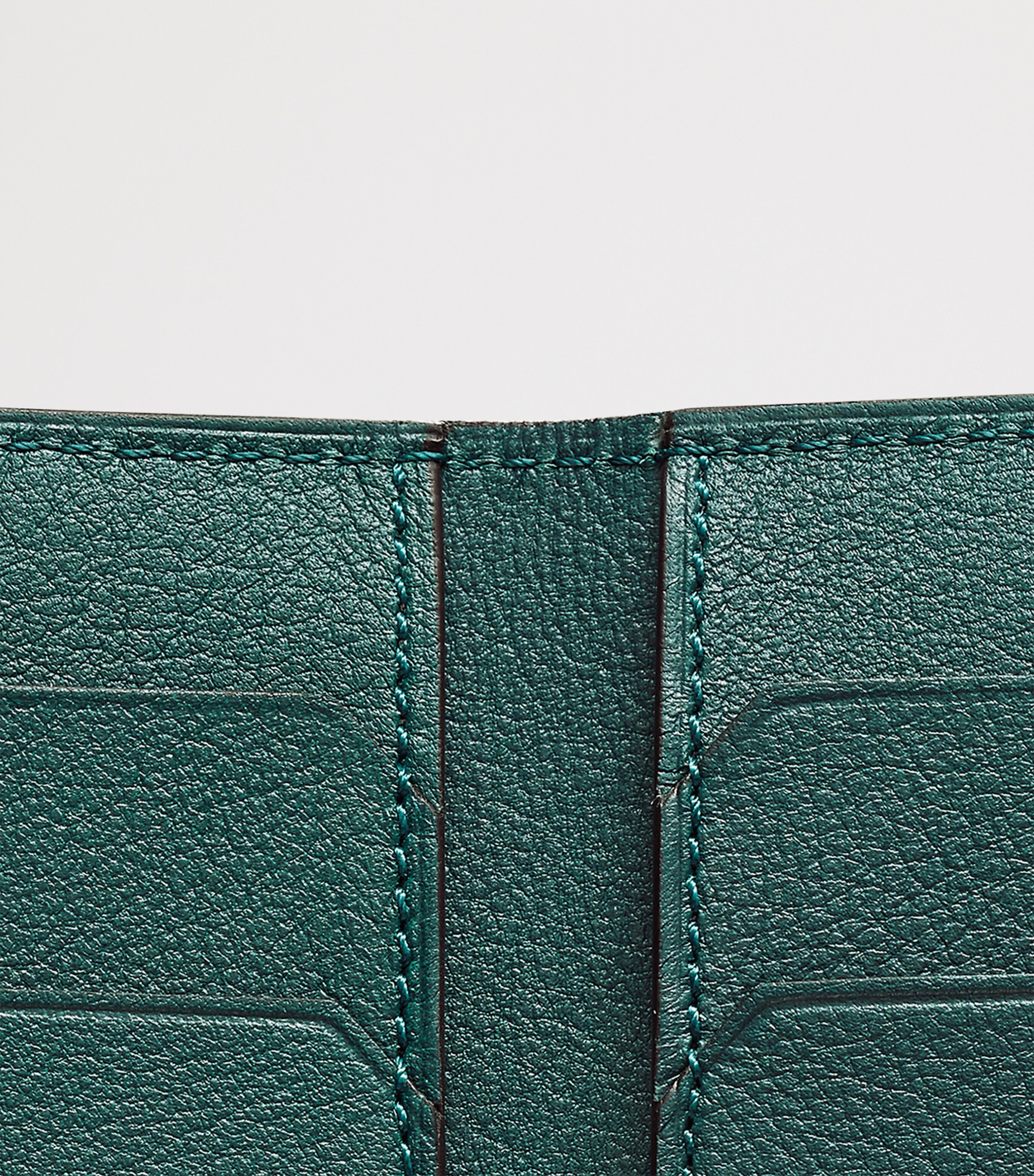 Leather Must de Cartier Bifold Card Holder GREEN Image 7