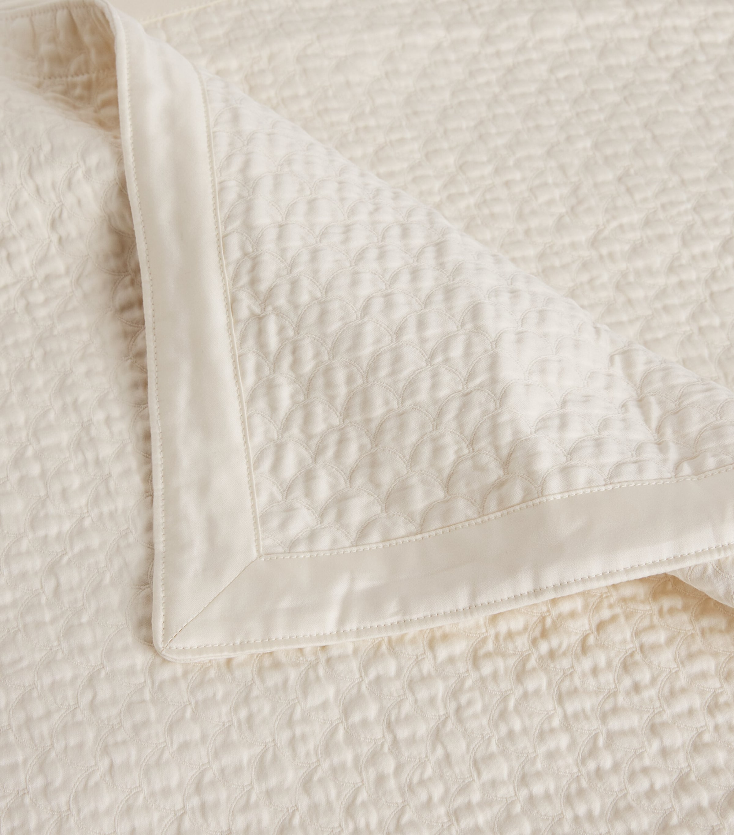 Celso De Lemos Prince Super King Bedspread (245cm x 255cm) Naturel Image 4