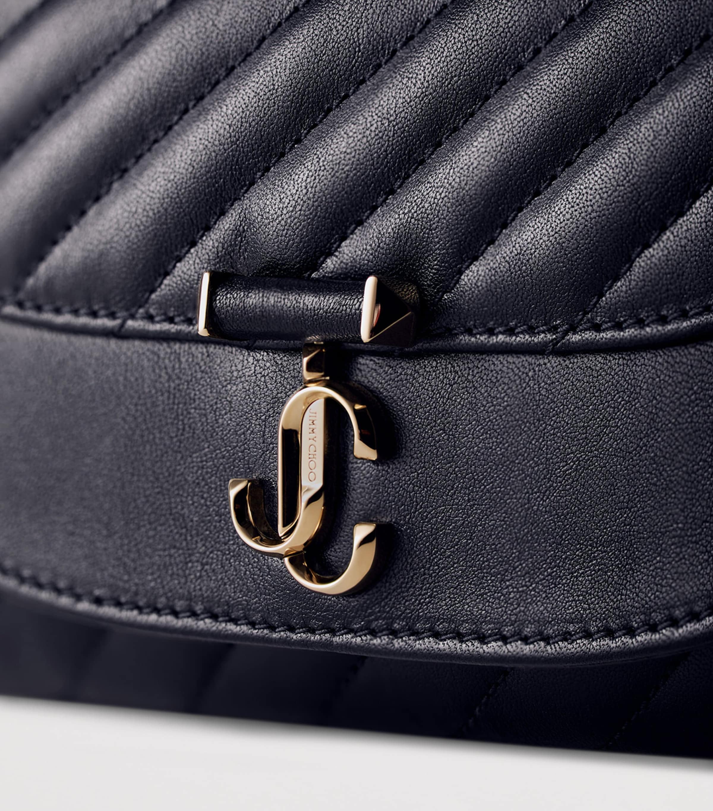 Quilted Leather Curve Chain Wallet MARINE/SHINY GOLD Image 5