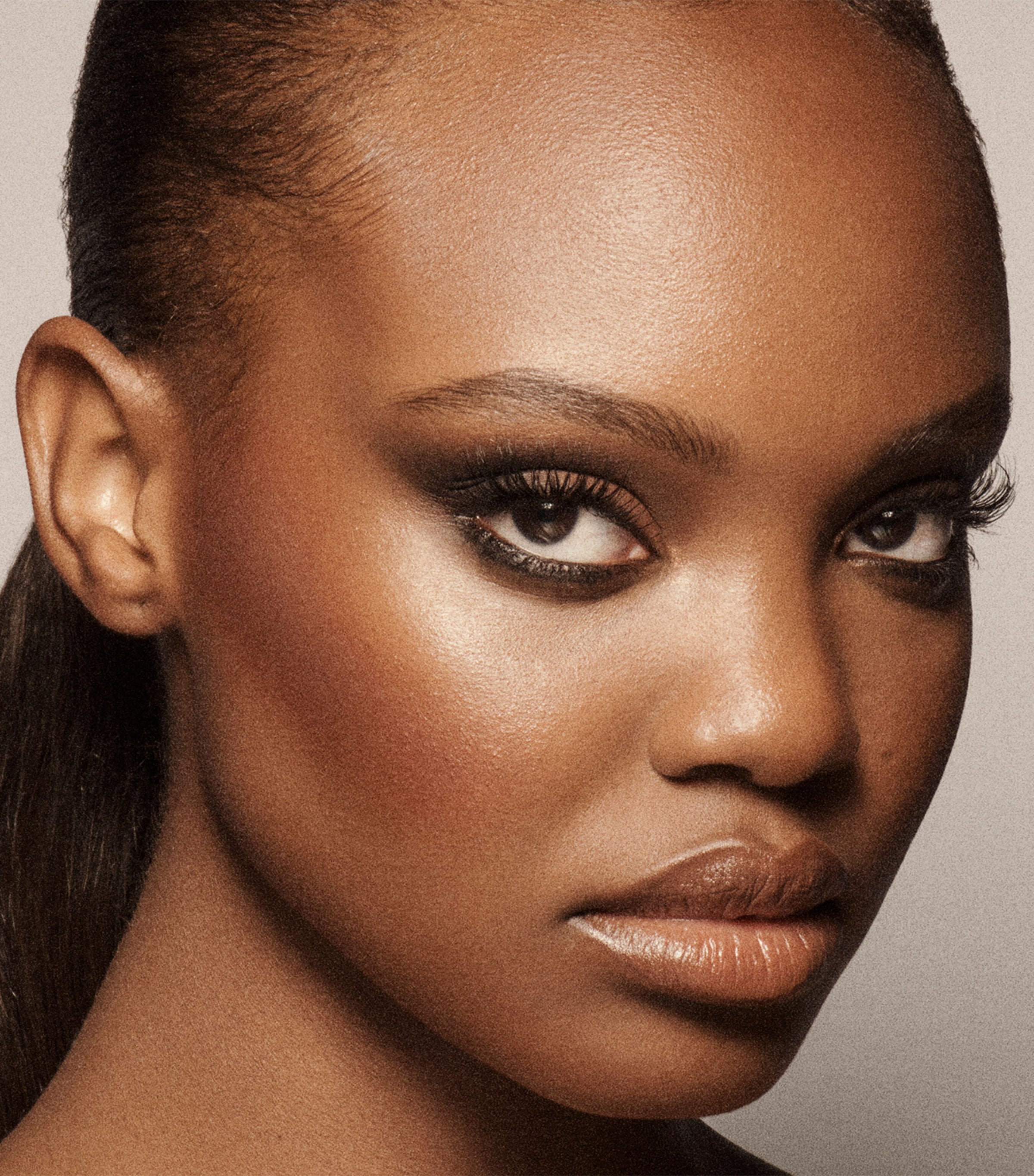 Modern Bronzer DEEP Image 4